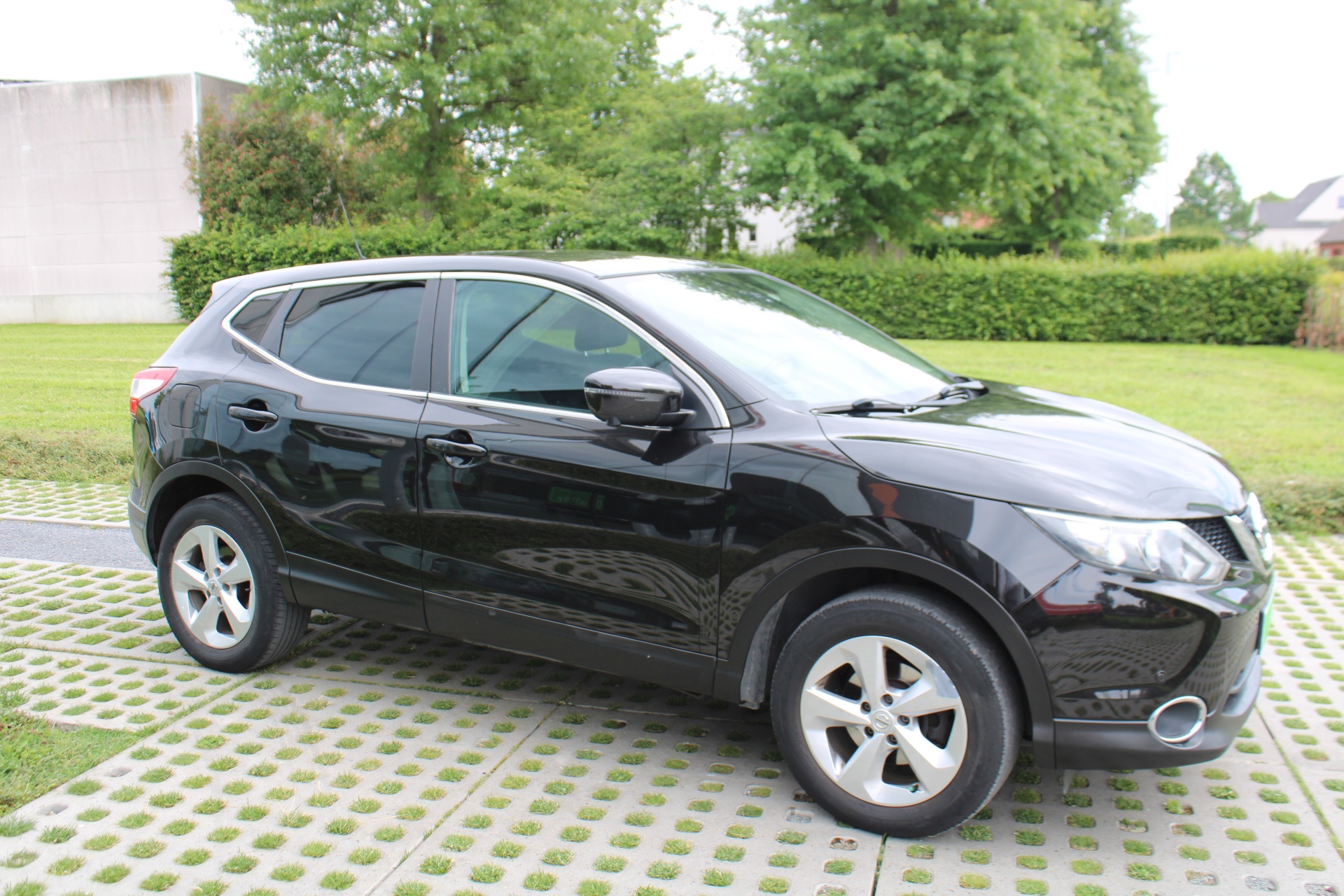 Nissan QASHQAI N-Connecta DIG-T 115