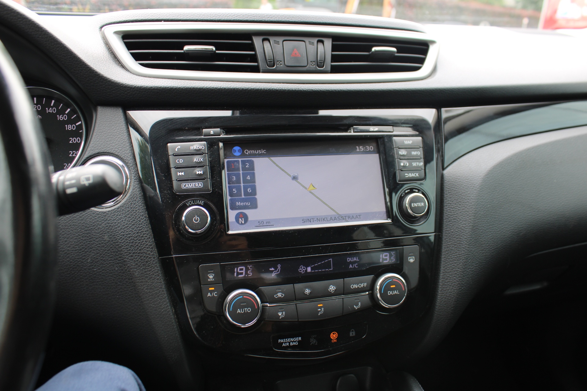 Nissan QASHQAI N-Connecta DIG-T 115