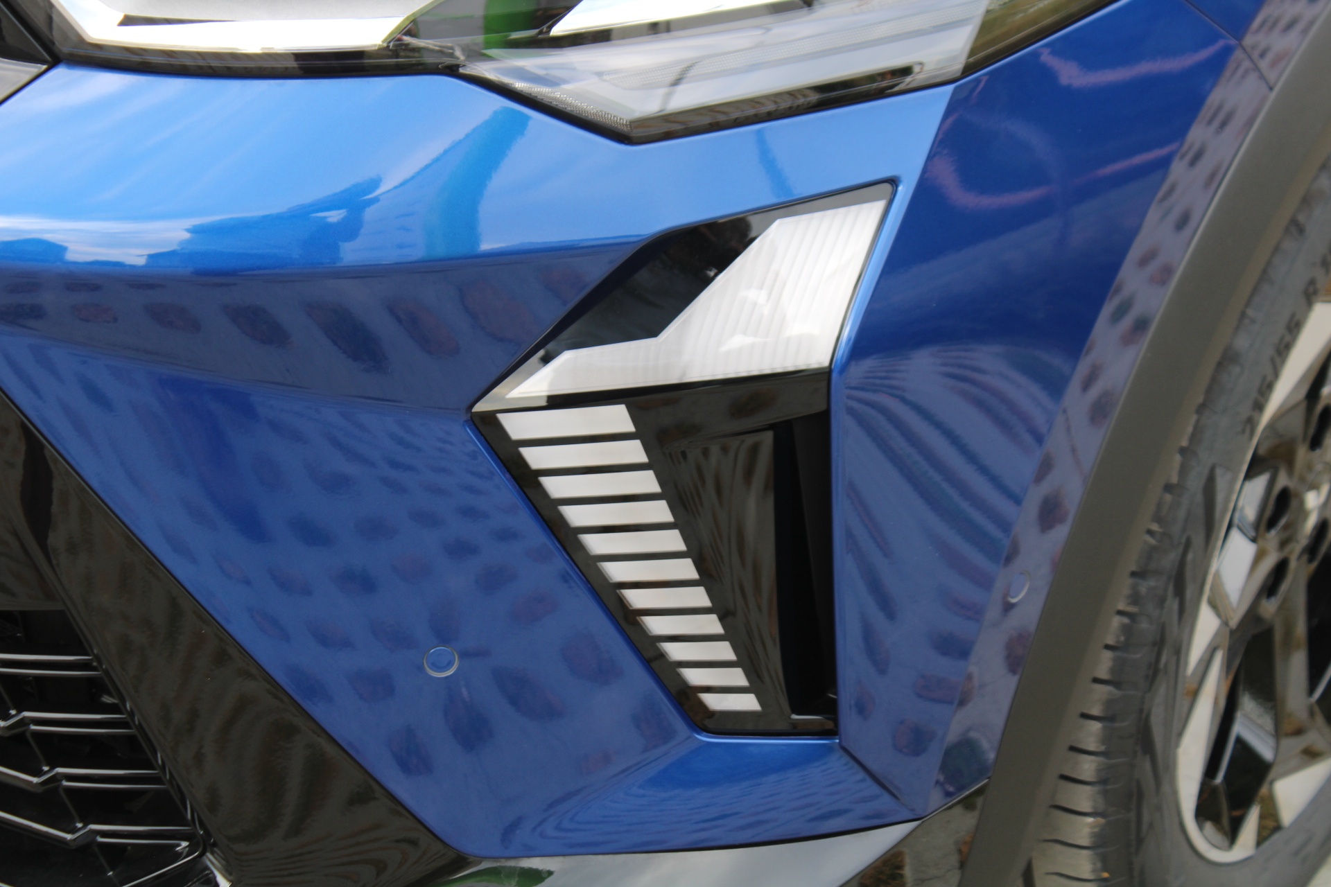 Mitsubishi Grandis Intense+ 1.8 HEV