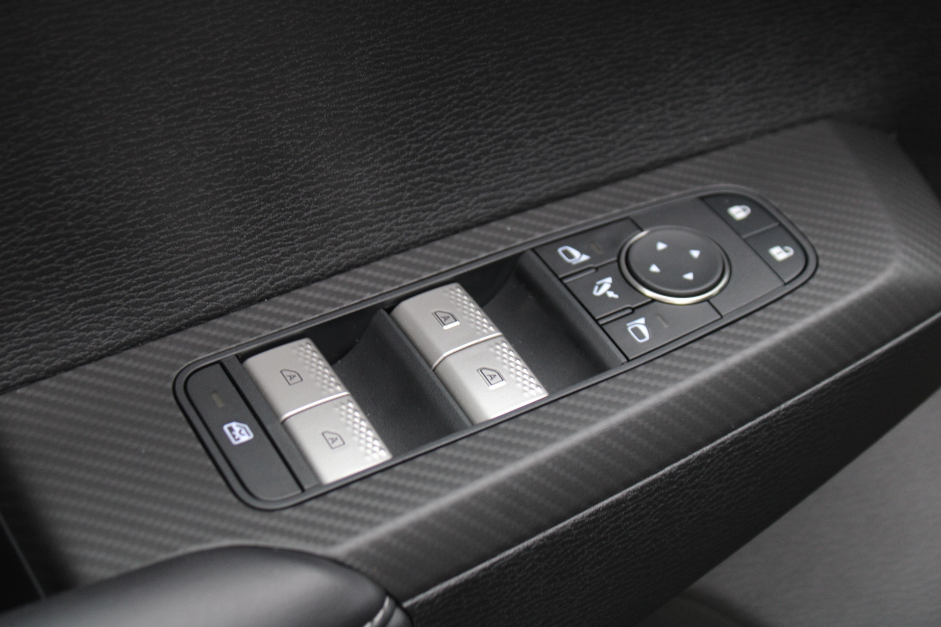 Mitsubishi Outlander Black Edition PHEV
