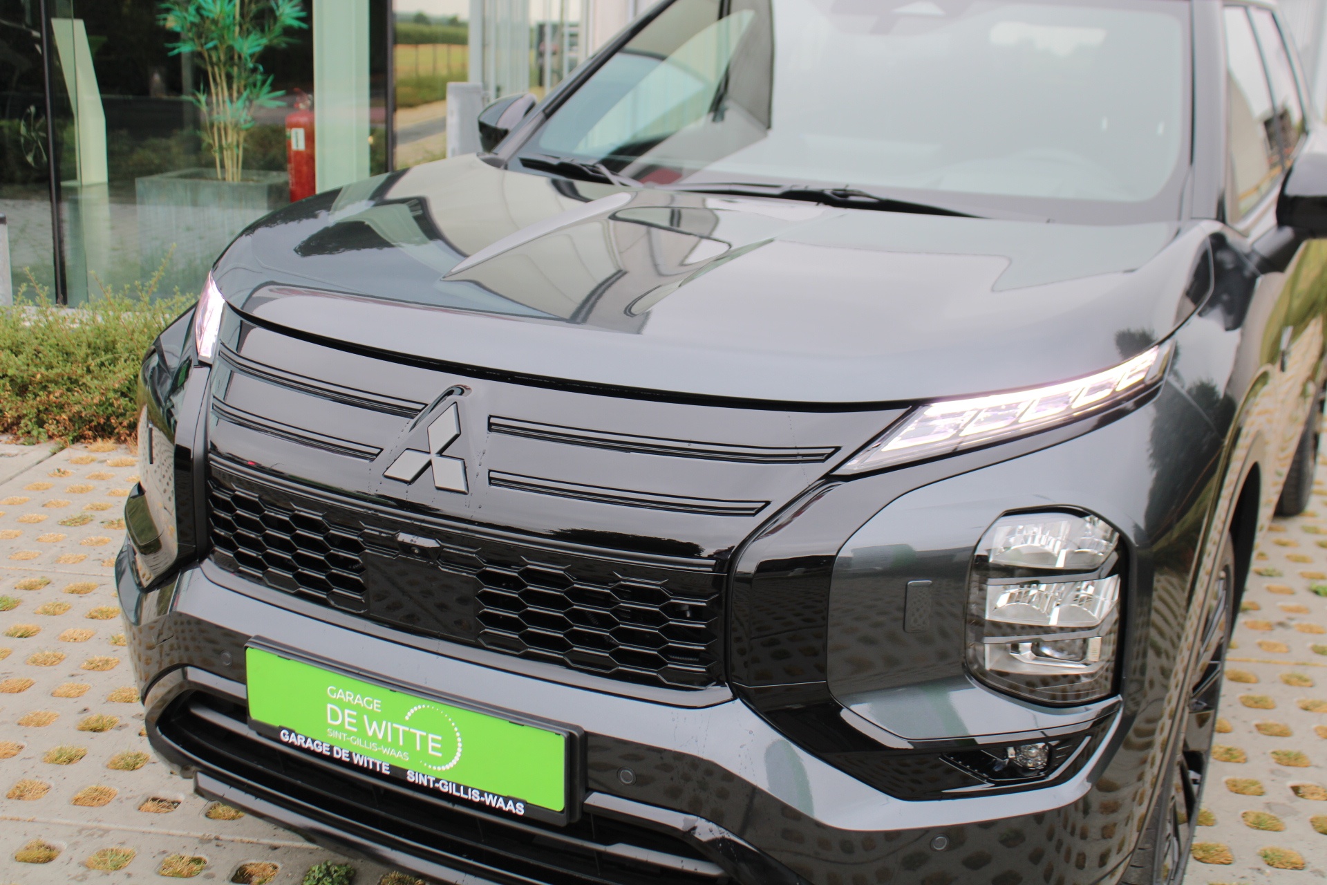 Mitsubishi Outlander Black Edition PHEV