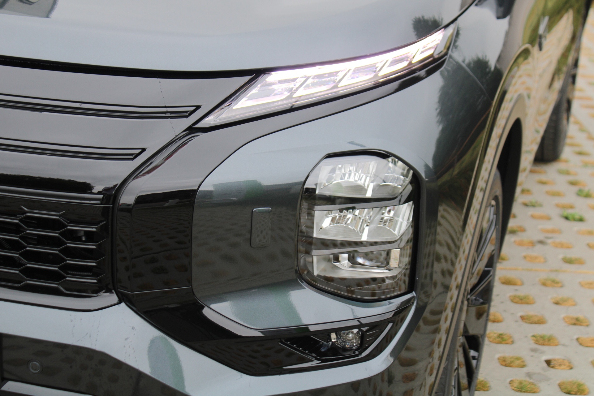 Mitsubishi Outlander Black Edition PHEV
