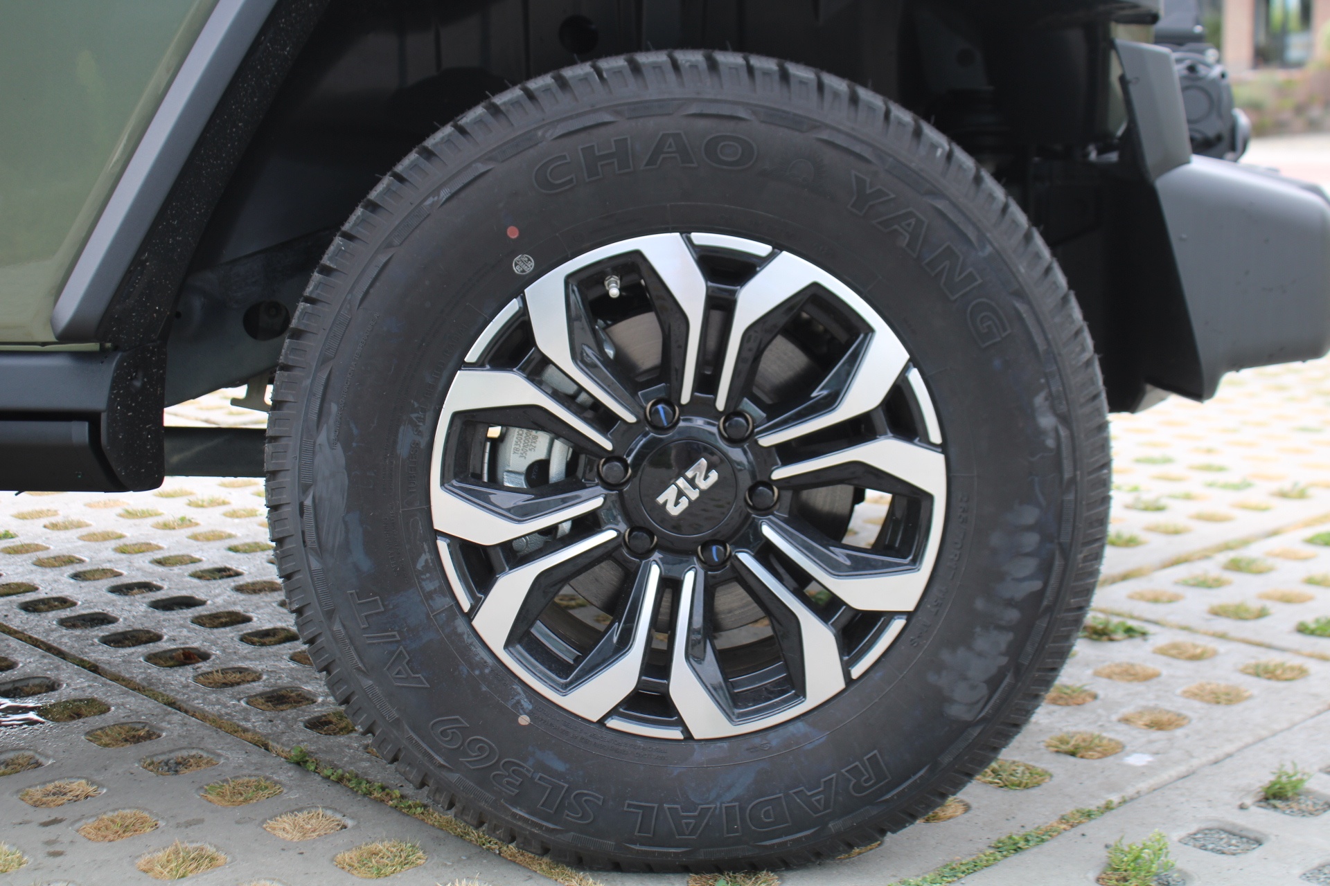 BAW 212 T01 4×4