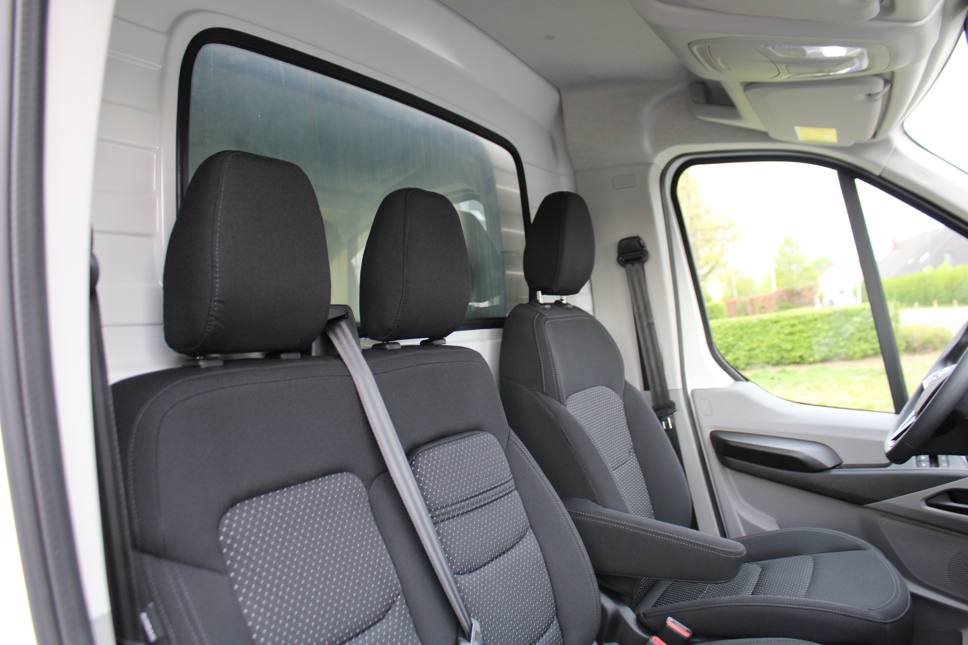Maxus Deliver9 OPEN LAADBAK MET TOOLBOX L3H0 LUXURY RWD