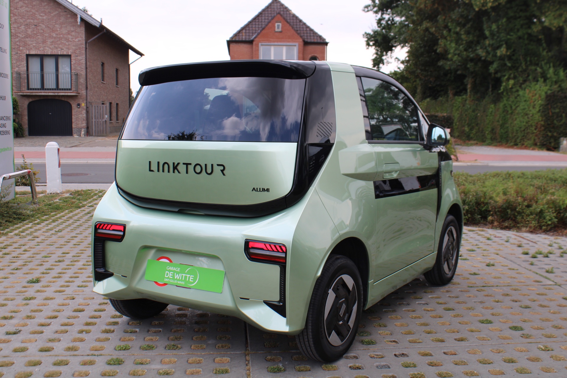 Linktour Alumi .