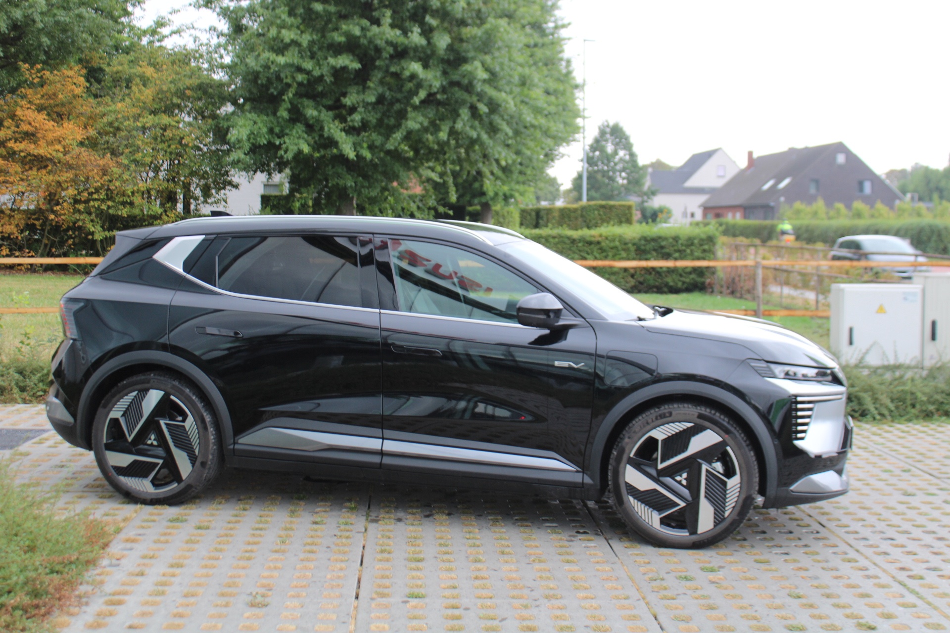 Mitsubishi Eclipse Cross Intense+