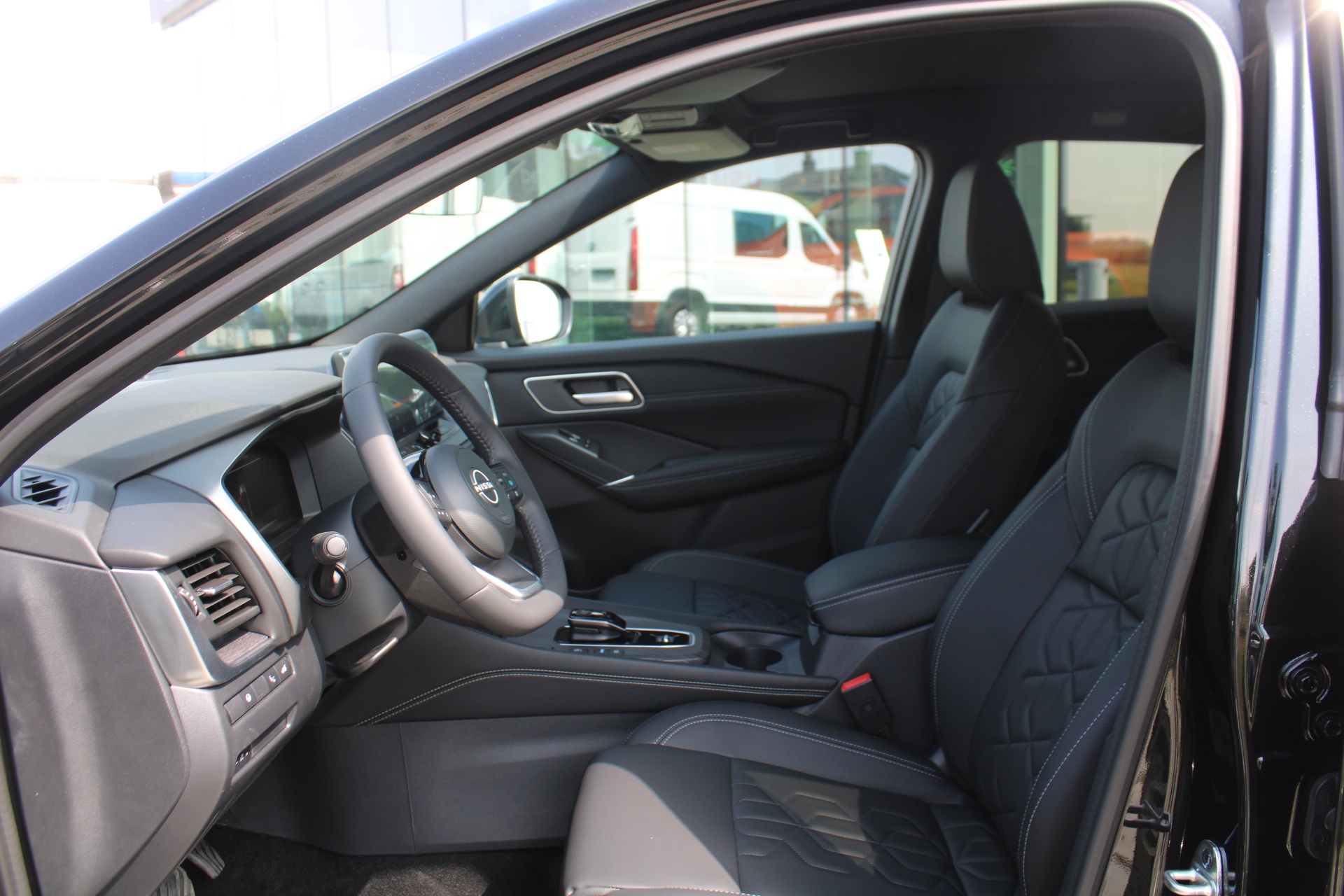Nissan QASHQAI e-Power Tekna + Glass Roof + Cold Pack