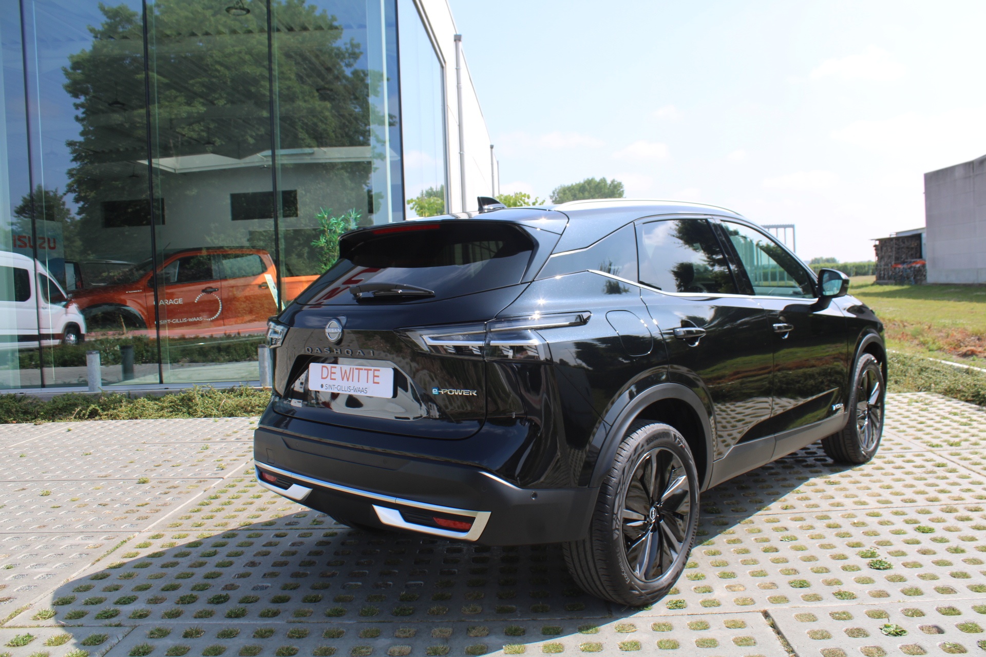 Nissan QASHQAI e-Power Tekna + Glass Roof + Cold Pack