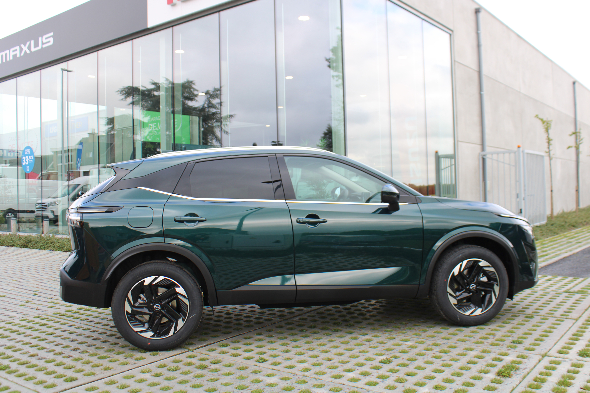 Nissan QASHQAI e-Power N-Connecta + Glass Roof + Cold Pack