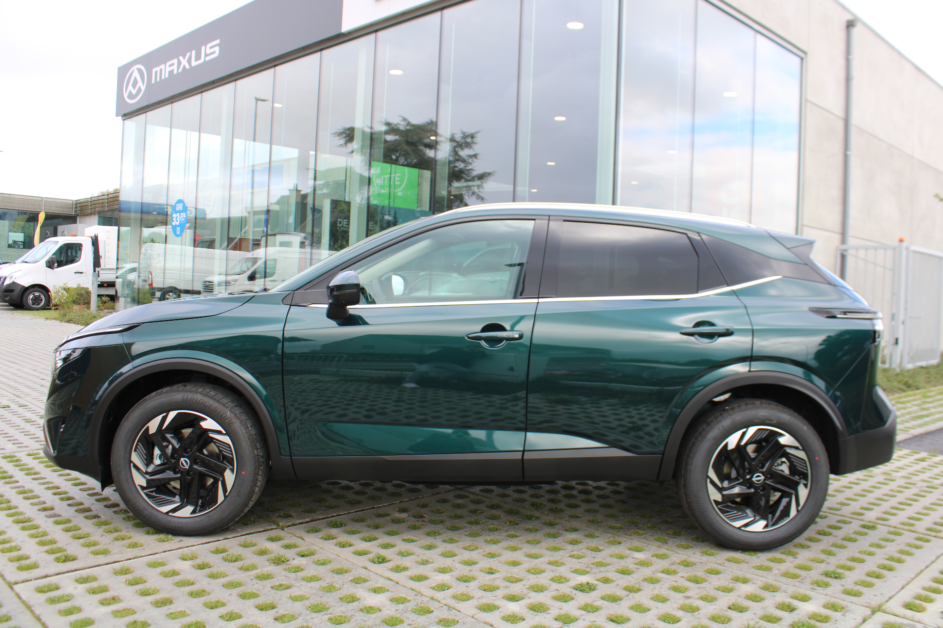 Nissan QASHQAI e-Power N-Connecta + Glass Roof + Cold Pack
