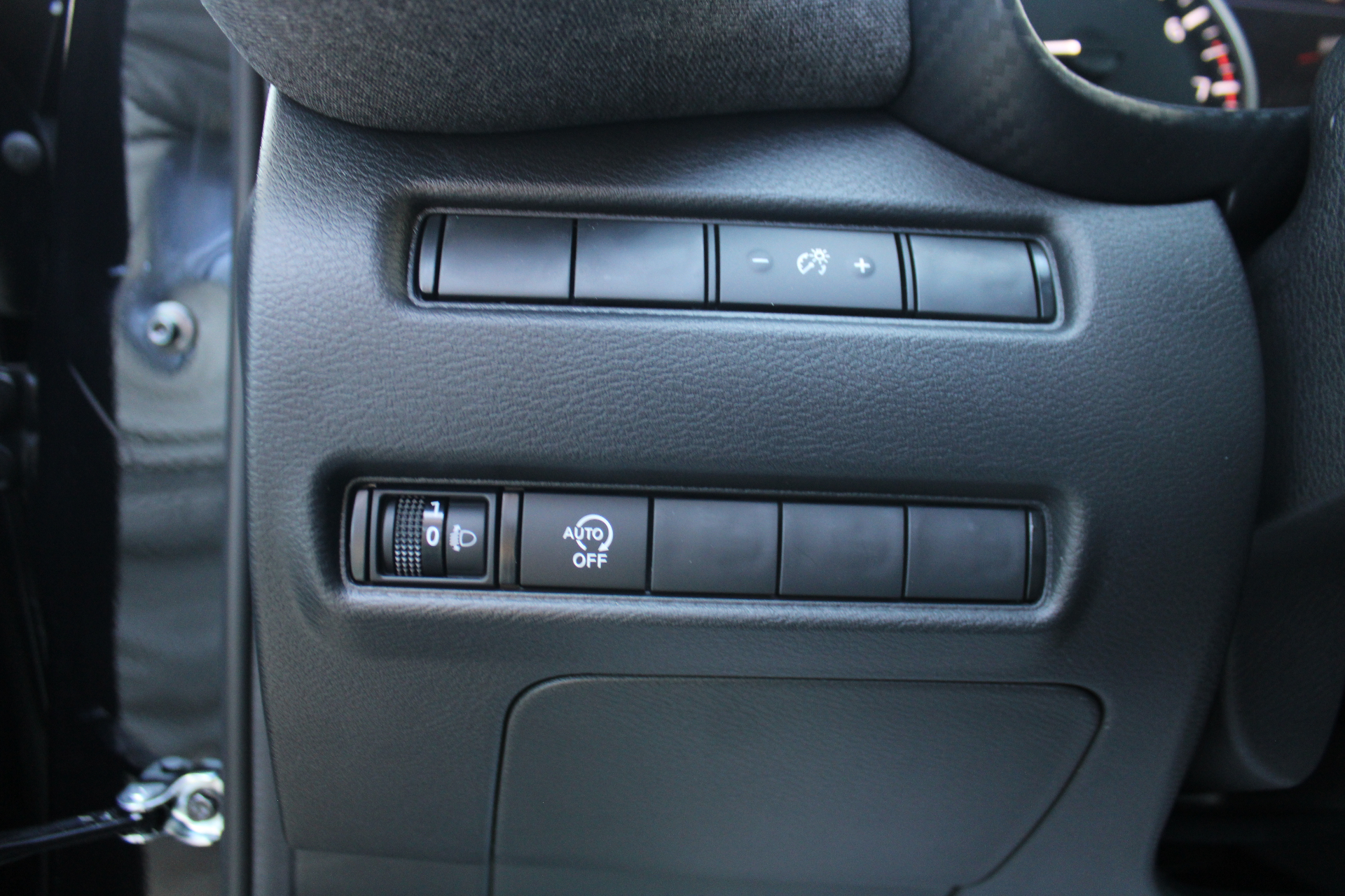 Nissan Juke DIG-T Acenta DCT + Comfort Pack
