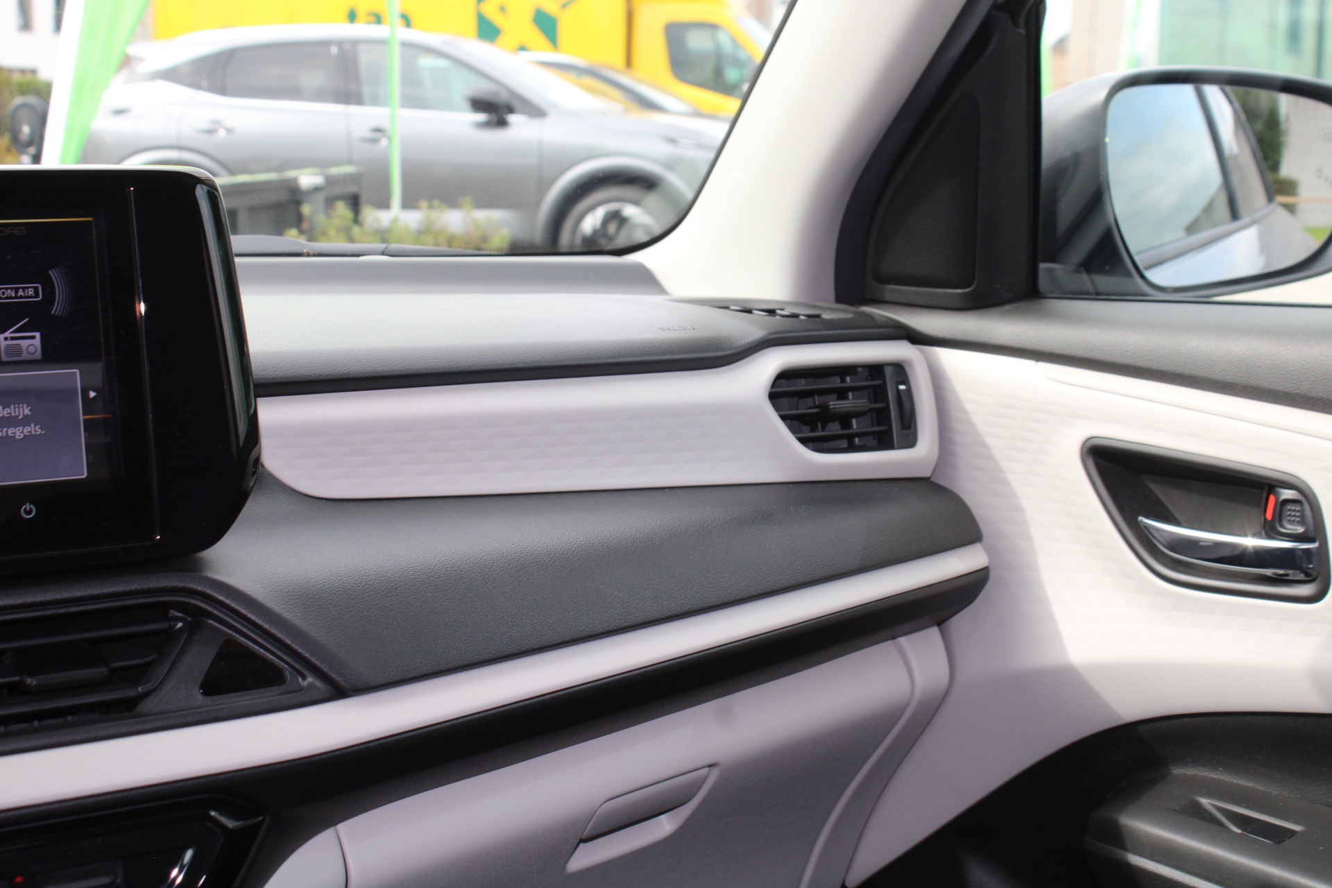 Suzuki Swift Grand Luxe