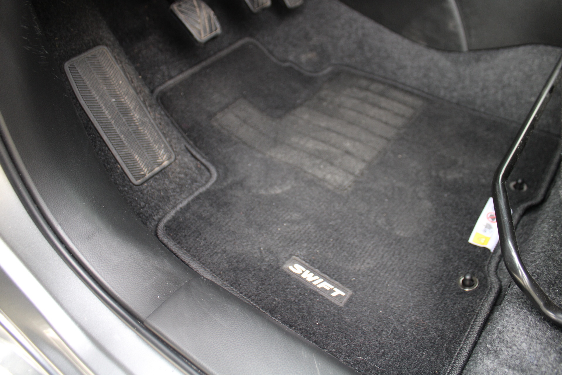 Suzuki Swift Grand Luxe