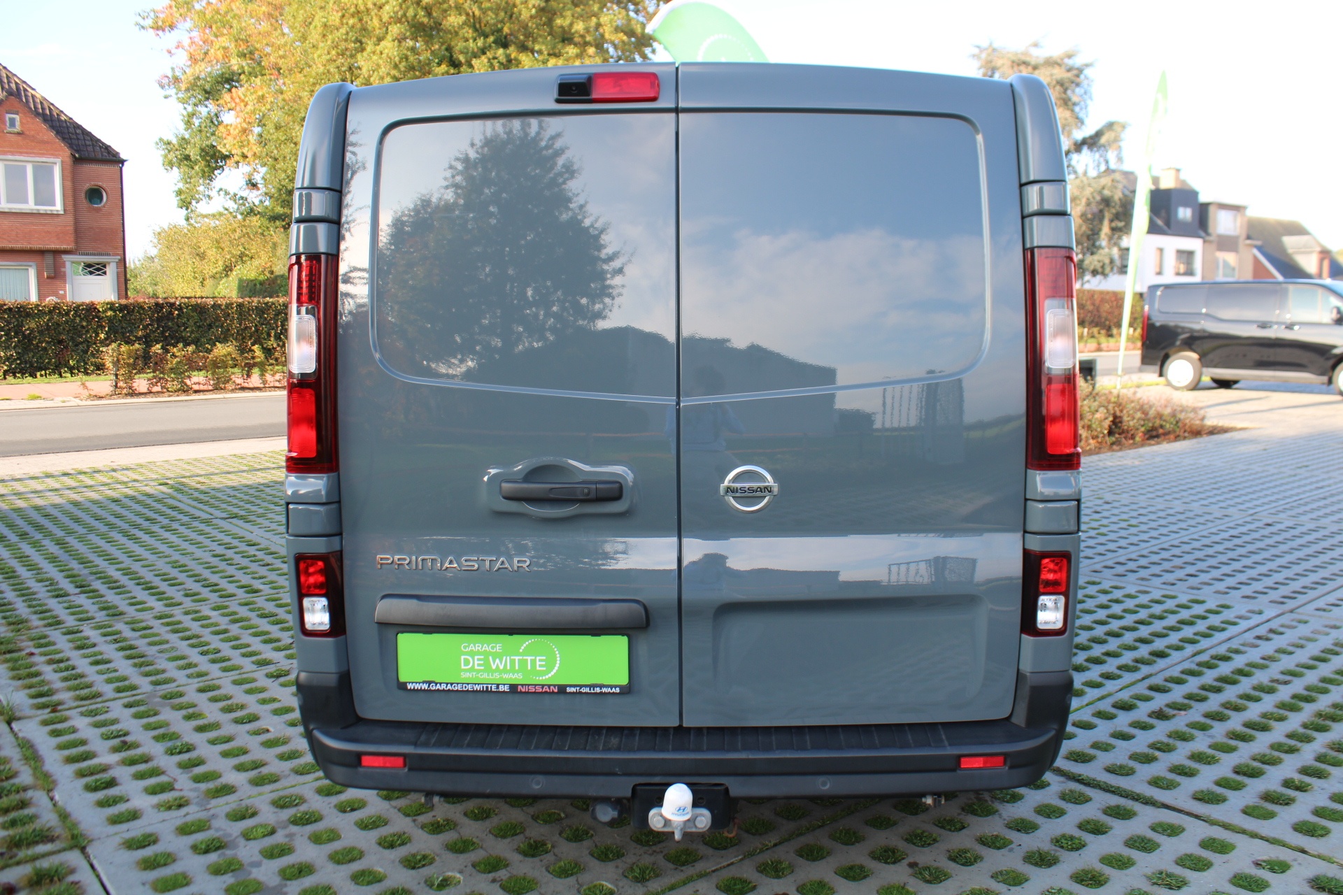 Nissan Primastar Tekna L2H1 3T 2.0 dCi