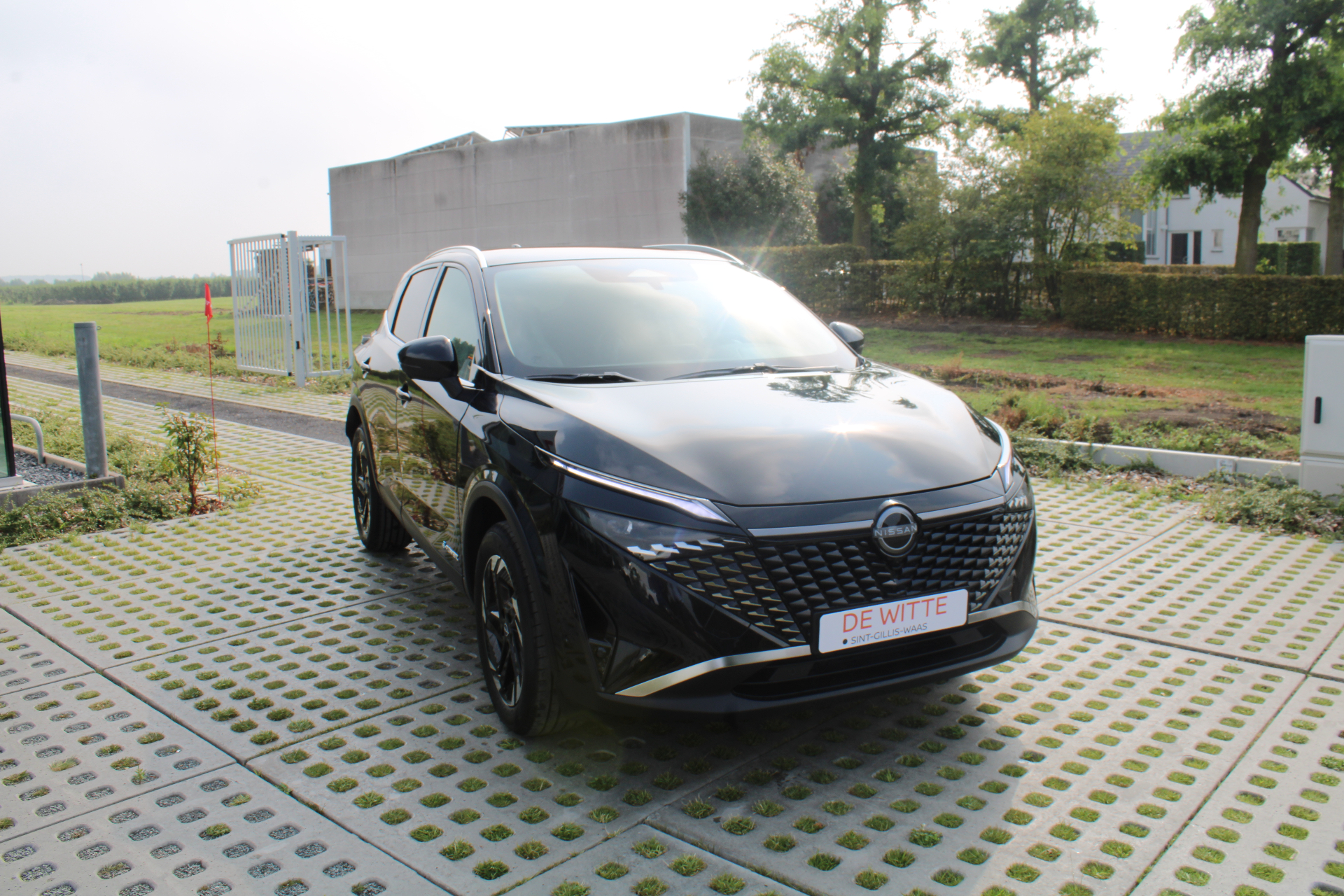 Nissan QASHQAI e-Power N-Connecta + Glass Roof + Cold Pack