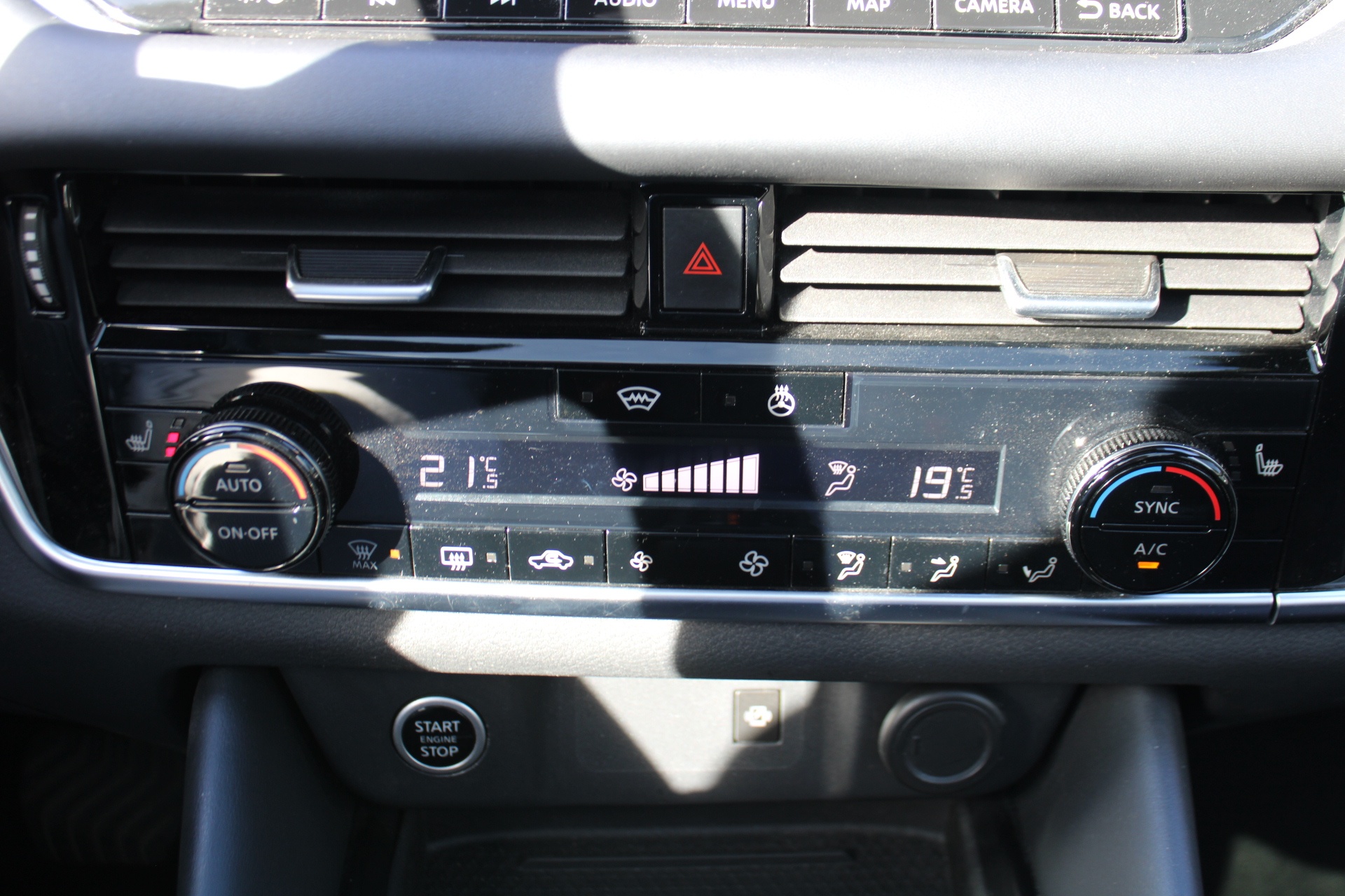 Nissan QASHQAI Mild-Hybrid Tekna (Automaat)