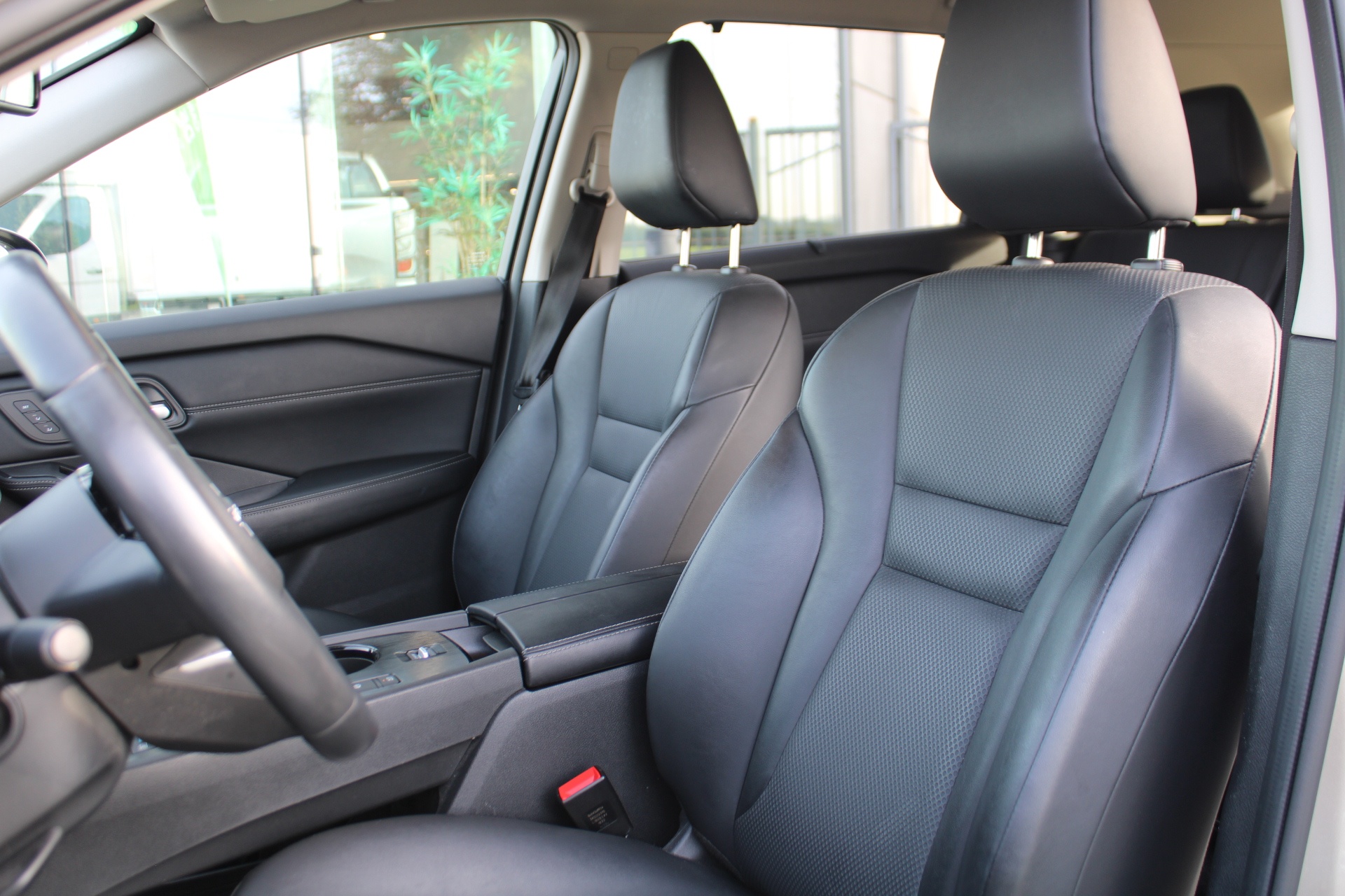 Nissan X-Trail e-POWER N-Trek met 20″ lichtmetalen velgen