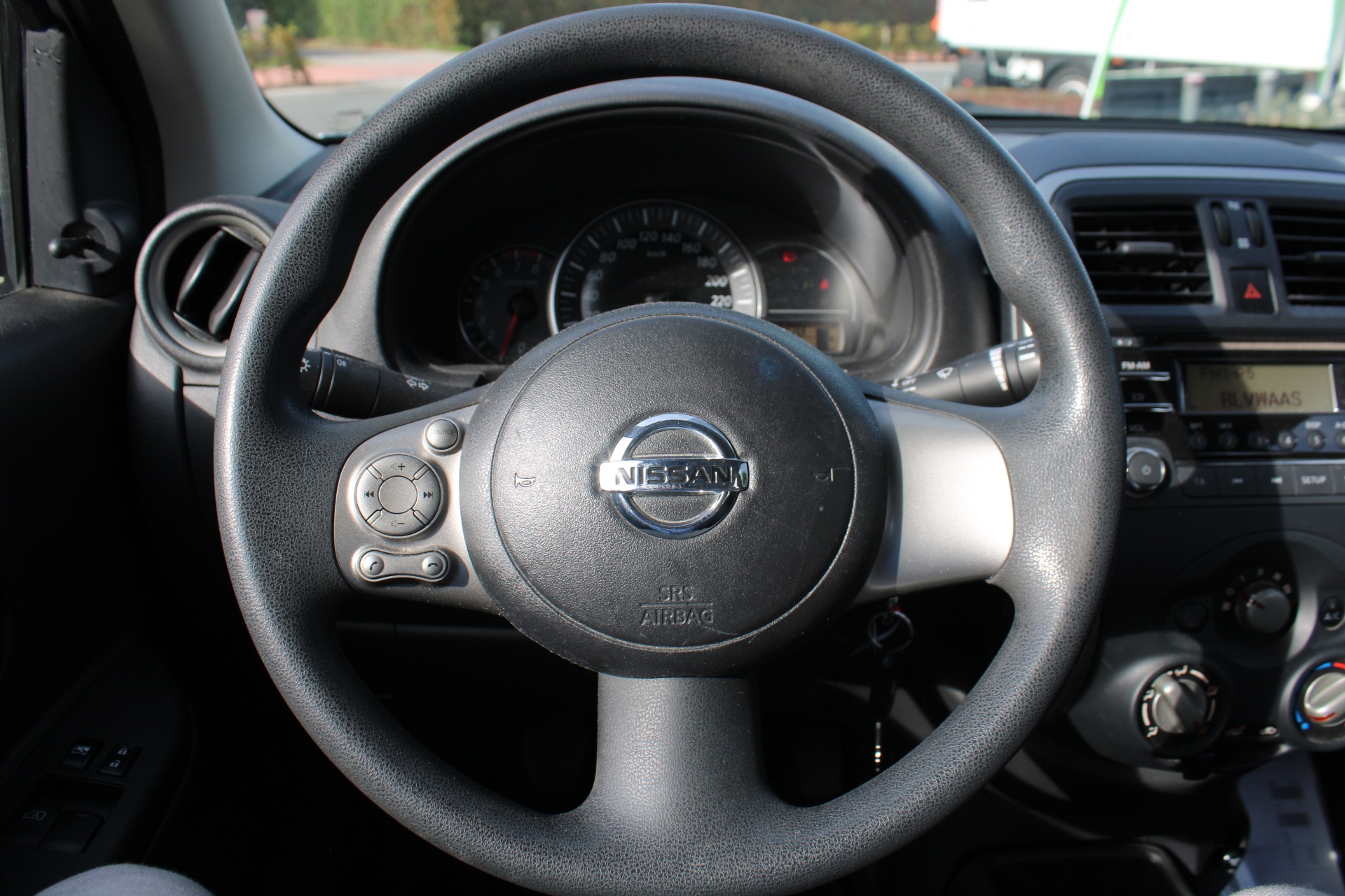Nissan Micra Visia