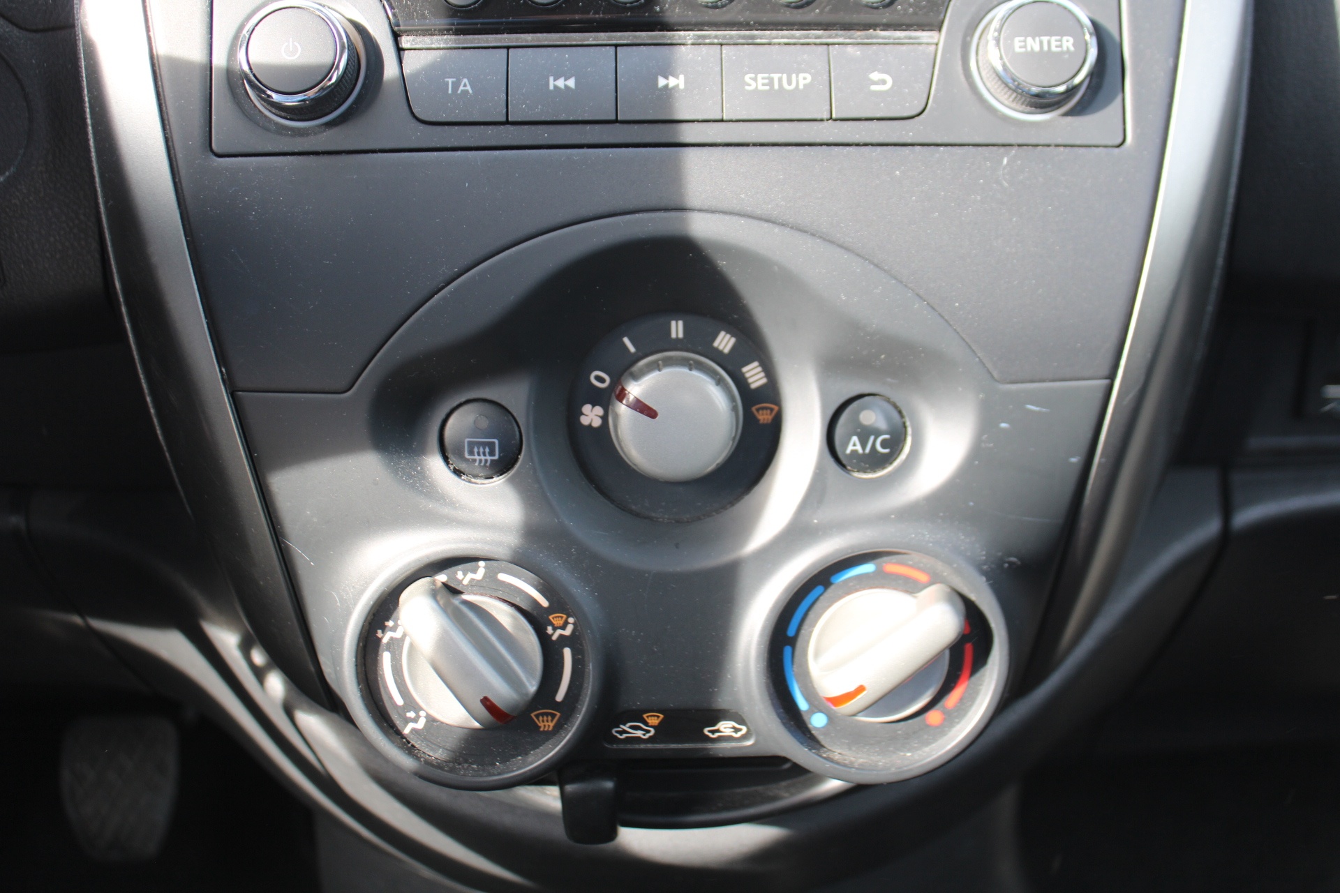 Nissan Micra Visia