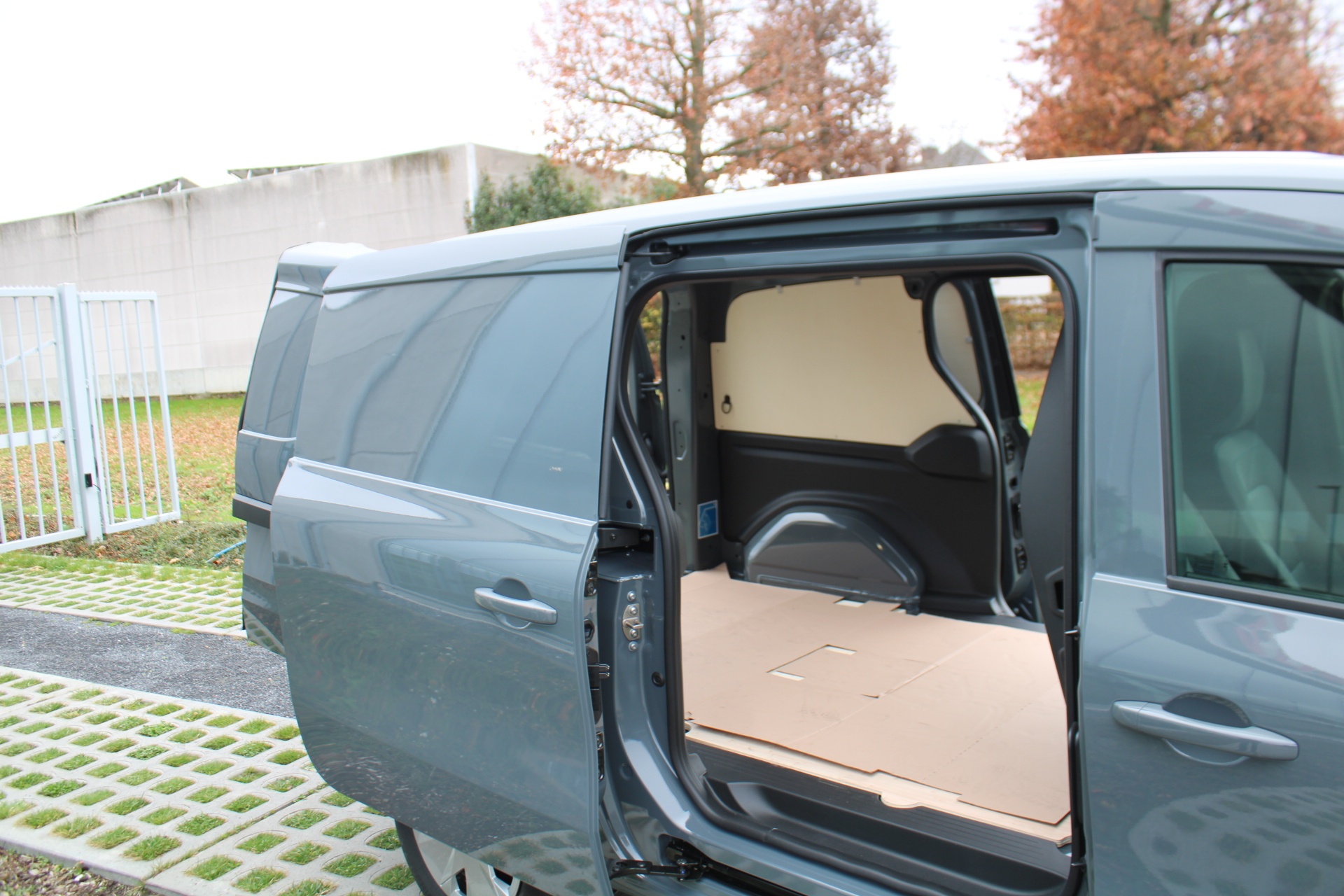 Nissan Townstar VAN L2H1 Tekna 130pk (Automaat) + Cargo Pack + 2e Schuifdeur