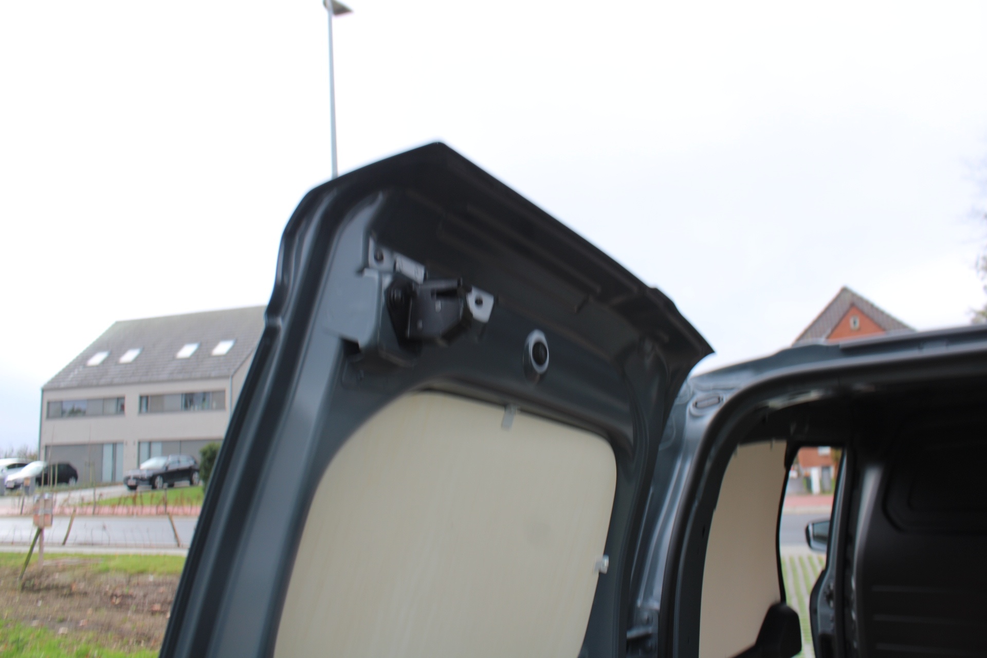 Nissan Townstar VAN L2H1 Tekna 130pk (Automaat) + Cargo Pack + 2e Schuifdeur