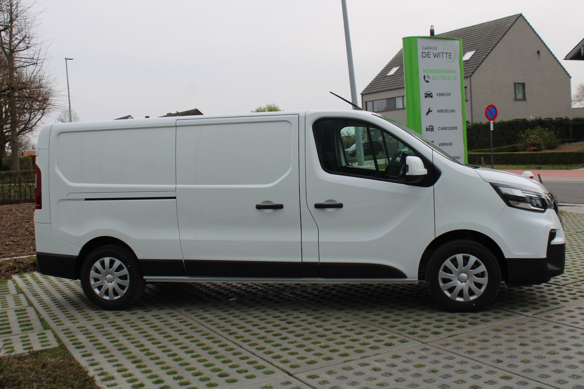 Nissan Primastar Van L2H1 150pk DCT N-Connecta + Schuifdeur links & rechts