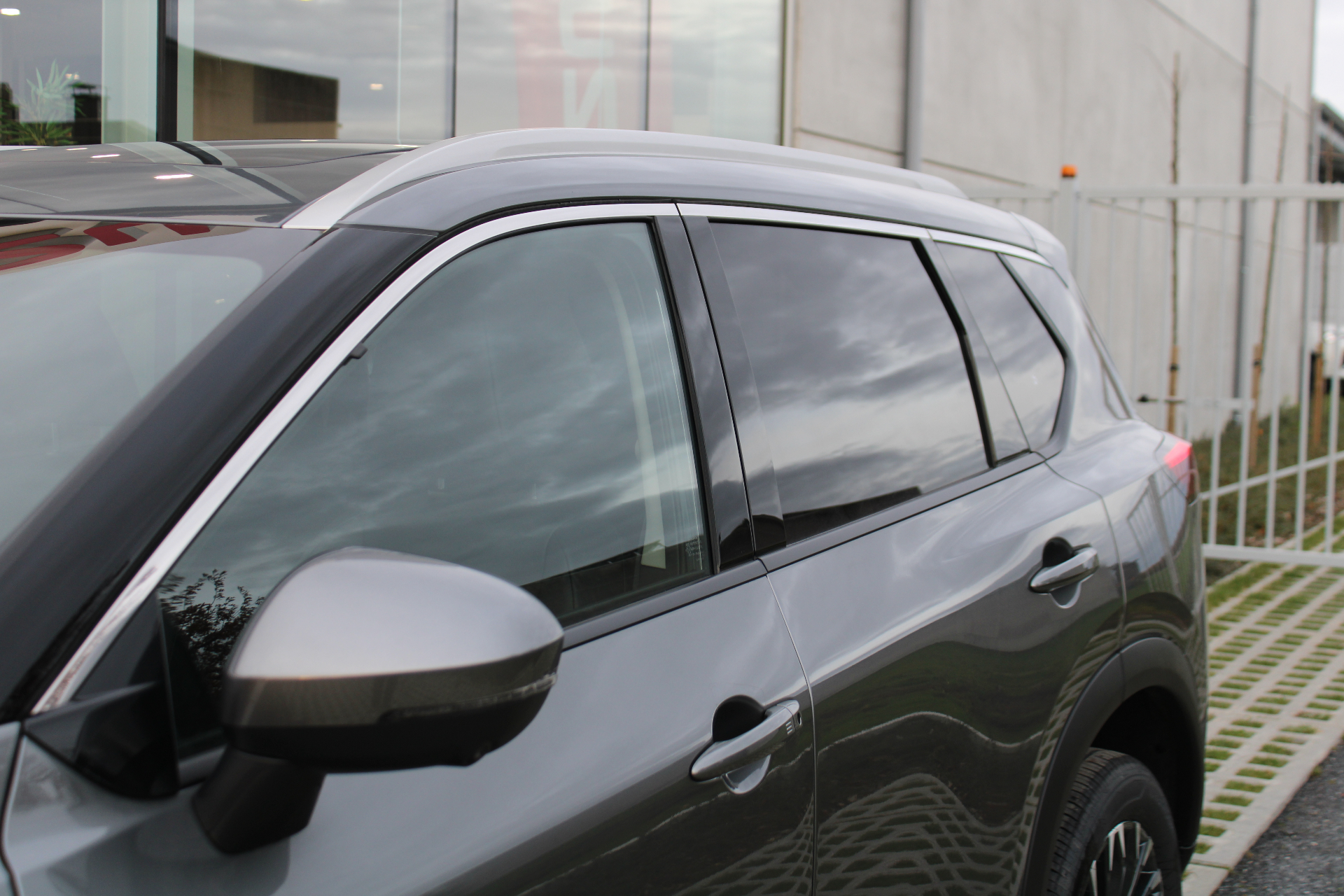 Nissan X-Trail e-Power Tekna + Glass Roof