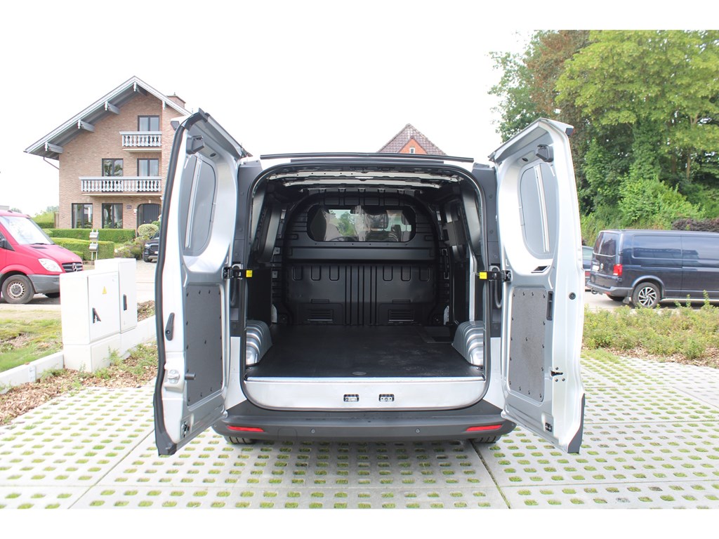 Maxus Deliver7 147 PK L2H1 Luxury