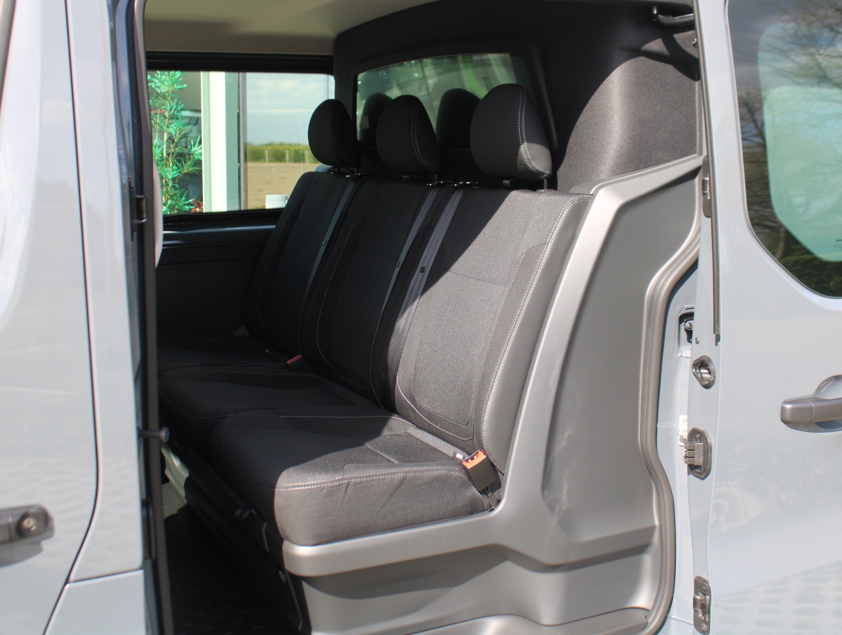 Nissan Primastar Dubbele Cabine L2H1 150pk DCT N-Connecta