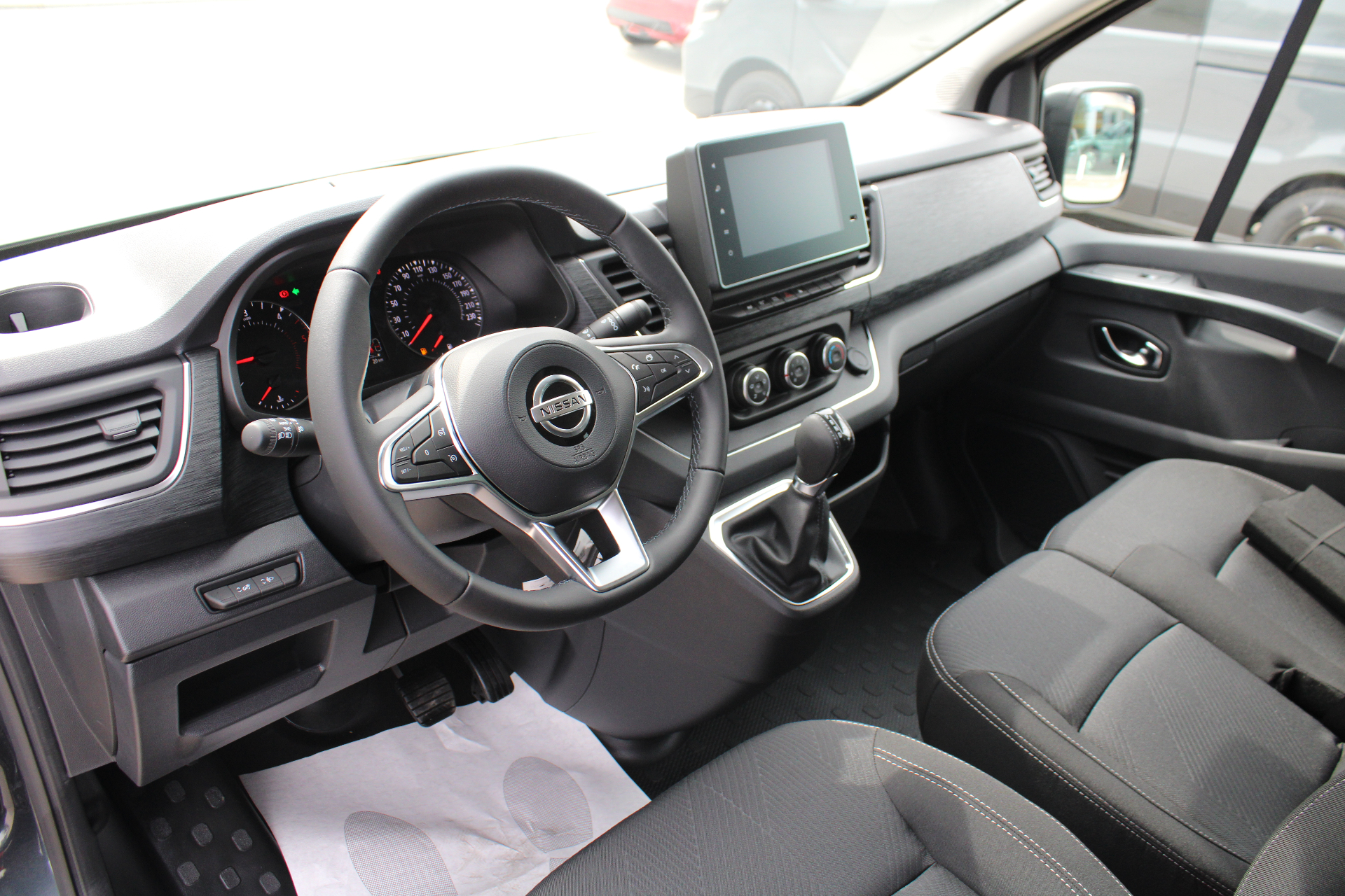 Nissan Primastar Dubbele Cabine L2H1 150pk DCT Tekna