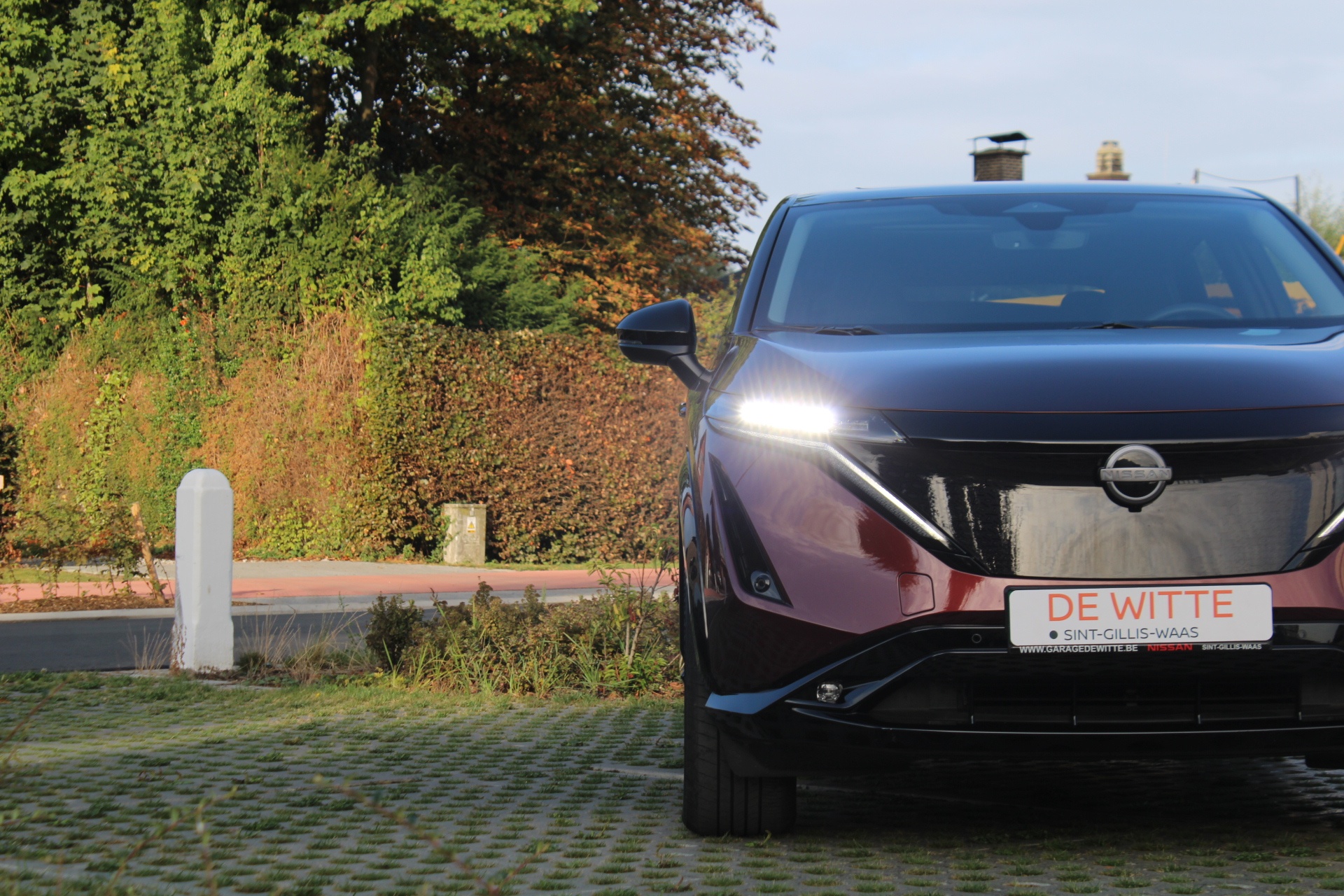 Nissan ARIYA ADVANCE 63kWh + Sunroof + 22kW Charger