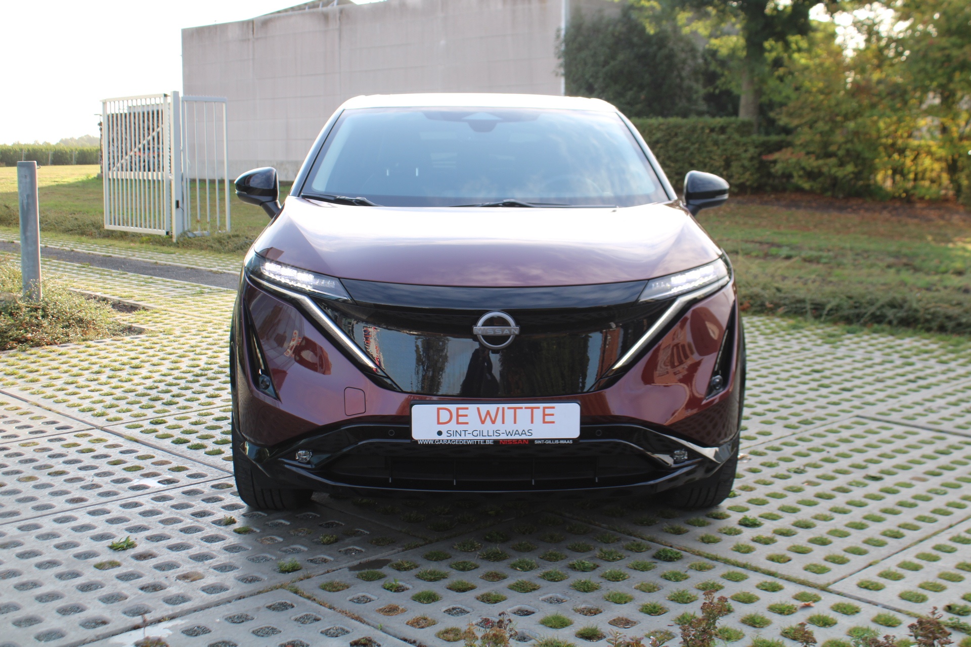Nissan ARIYA ADVANCE 63kWh + Sunroof + 22kW Charger