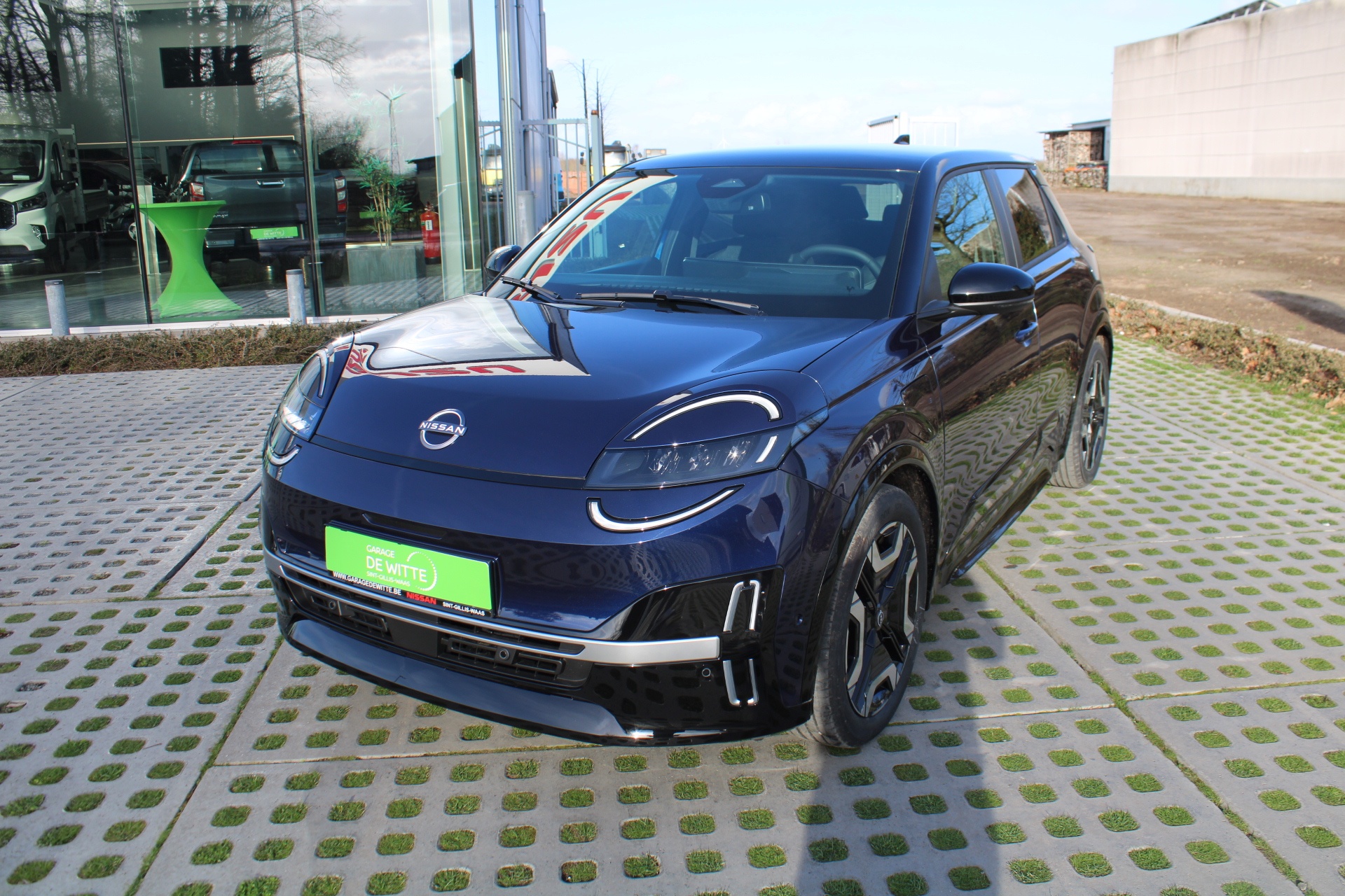 Nissan Micra 52kWh Advance + Cold Pack + Iconic Wheels + Bi Tone