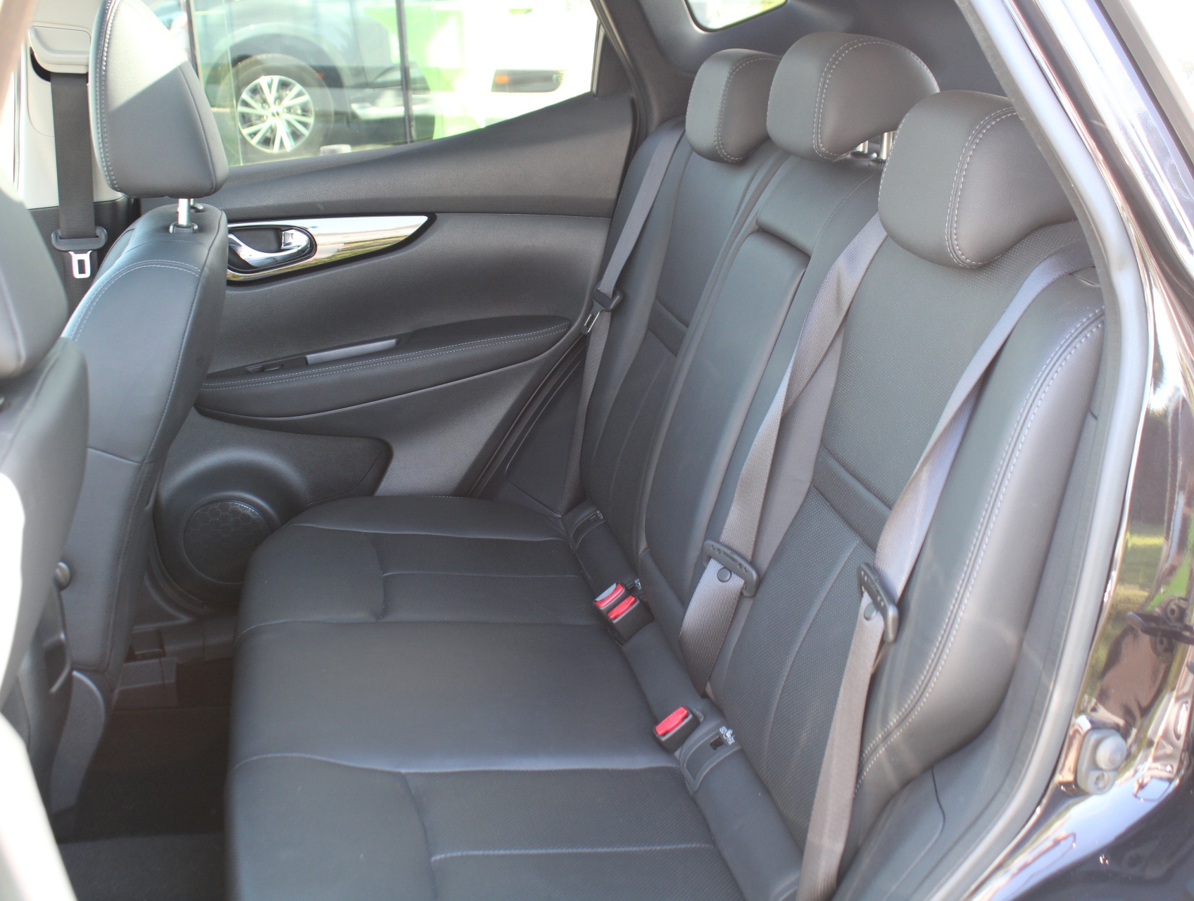 Nissan QASHQAI Tekna DIG-T 115 Xtronic + Glass Roof