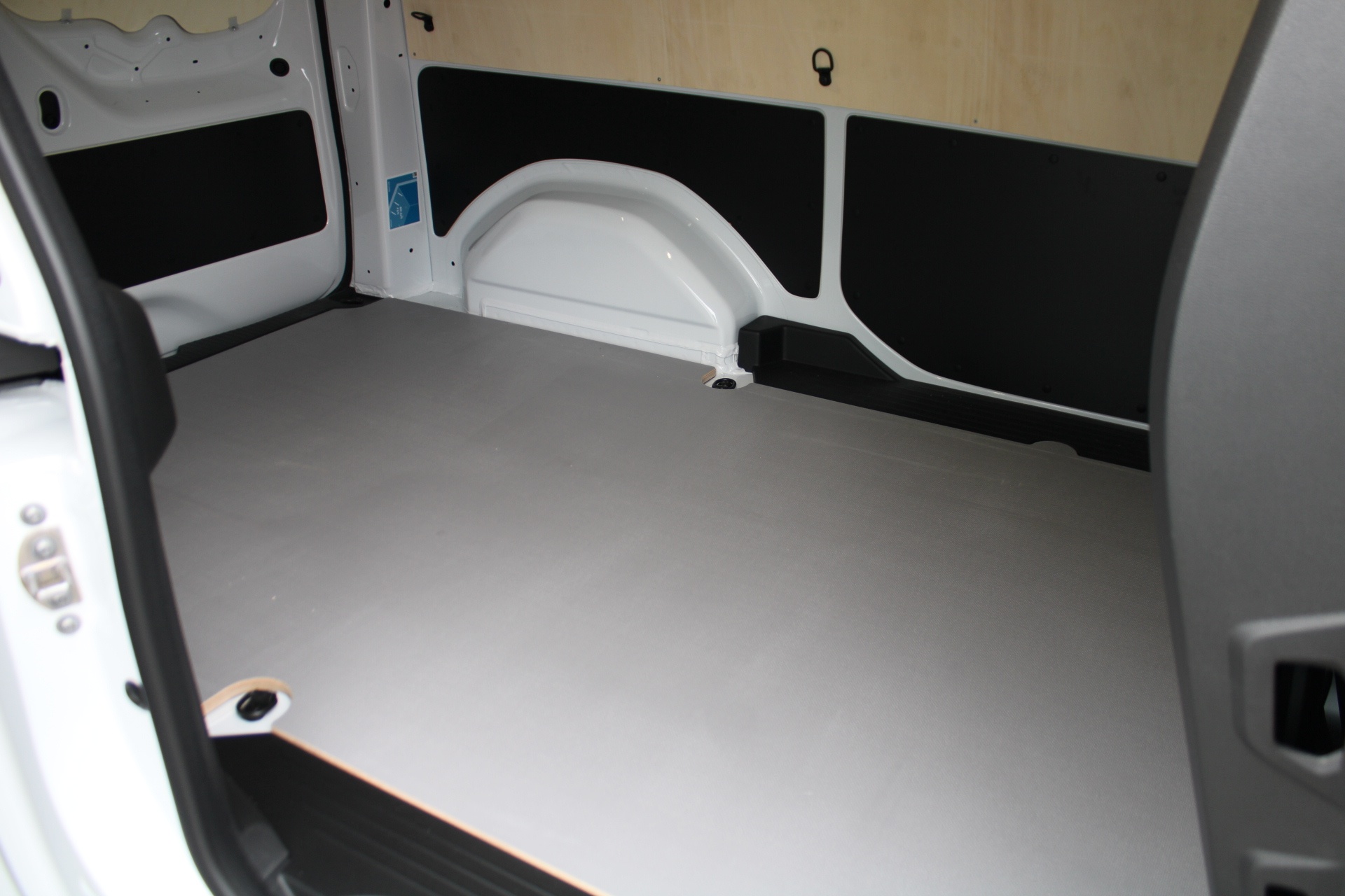 Nissan Townstar VAN L2H1 N-CONNECTA 130pk + Cargo Pack