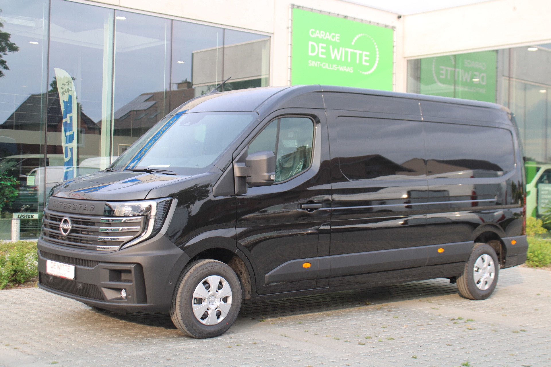 Nissan Interstar VAN L2H2 dCi 170pk AT Tekna + Cargo Pack