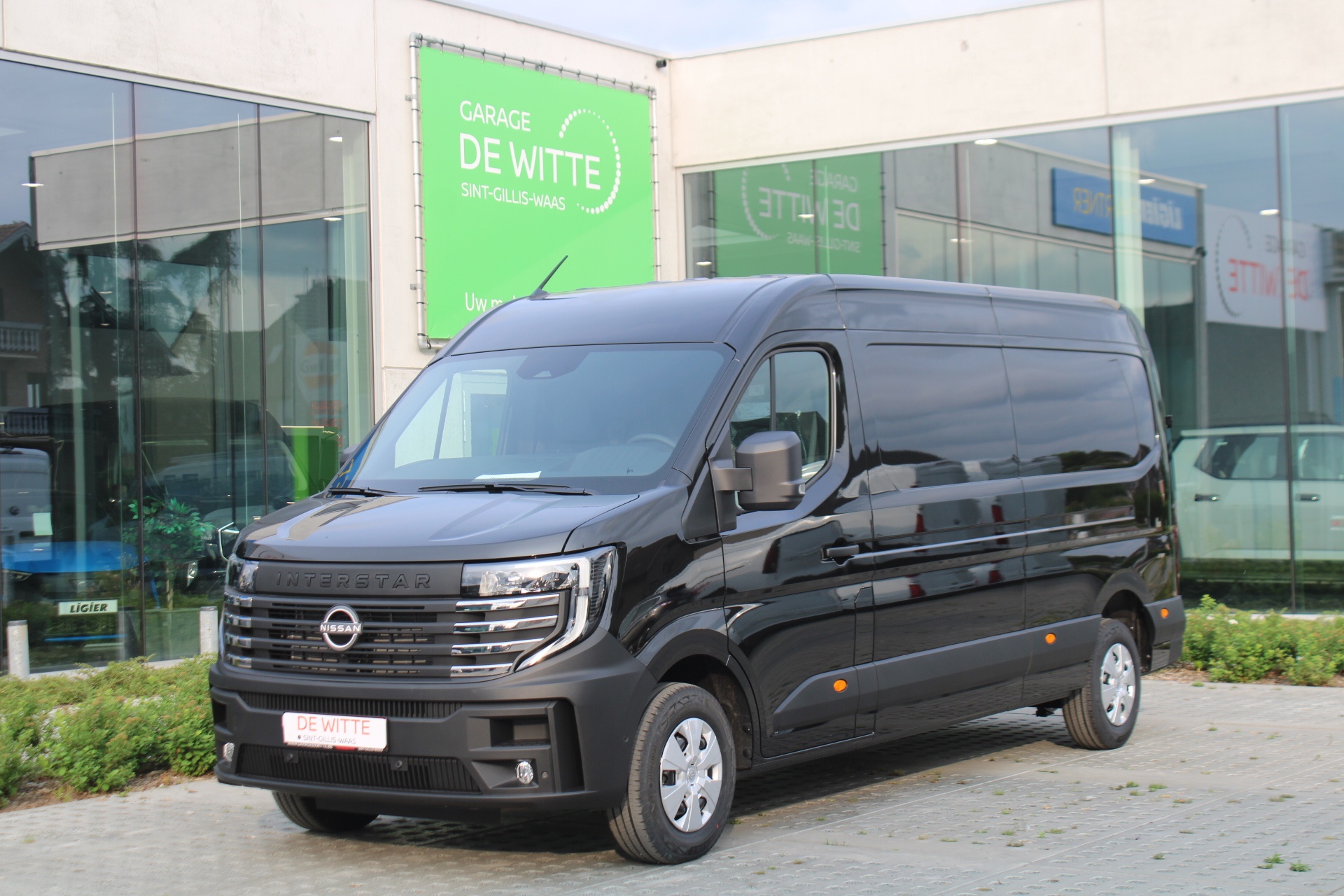 Nissan Interstar VAN L2H2 dCi 170pk AT Tekna + Cargo Pack