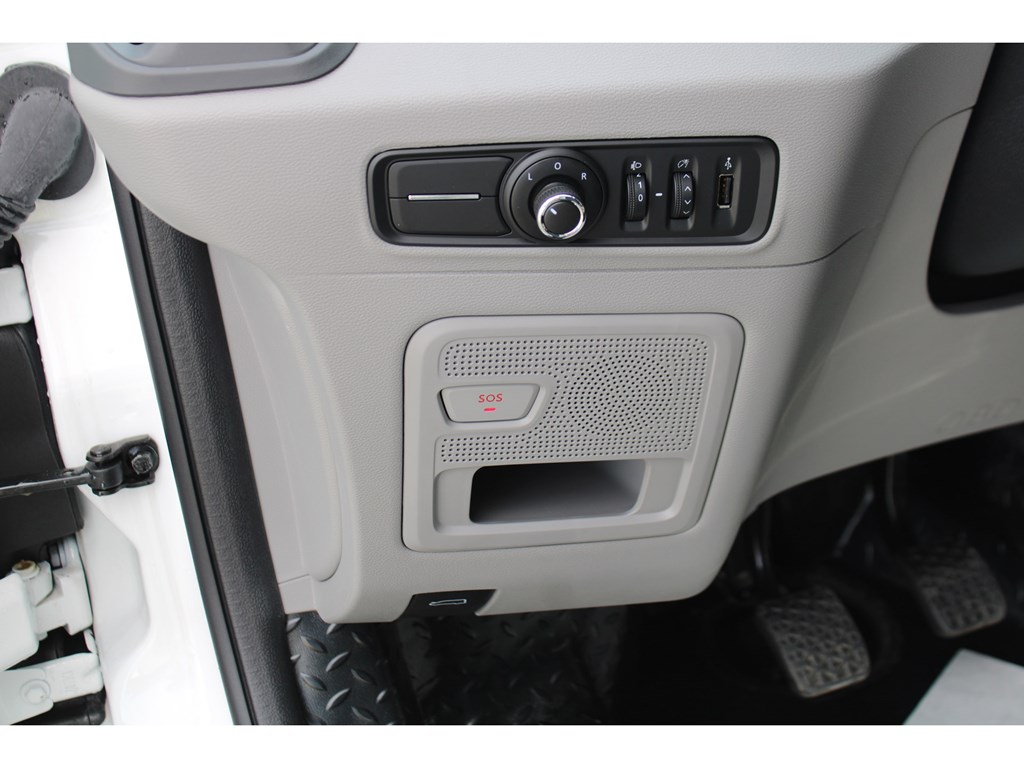 Maxus Deliver9 L3H2 STANDARD FWD