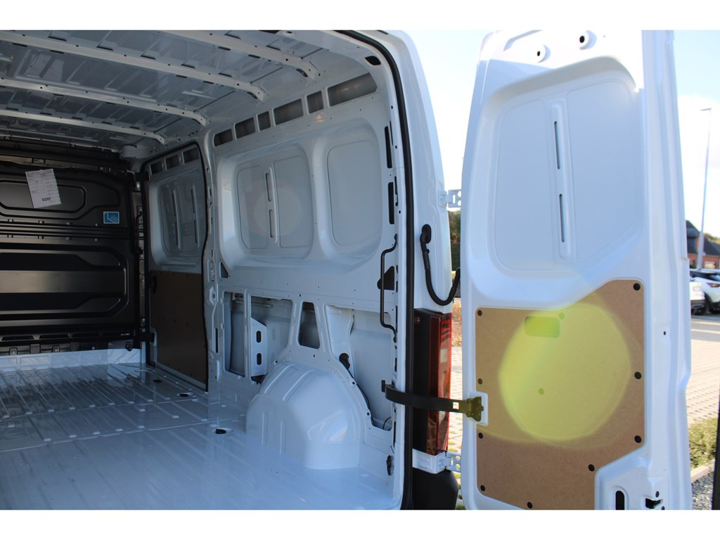 Nissan Interstar Dubbele Cabine  L3H2 dCi 150pk N-Connecta