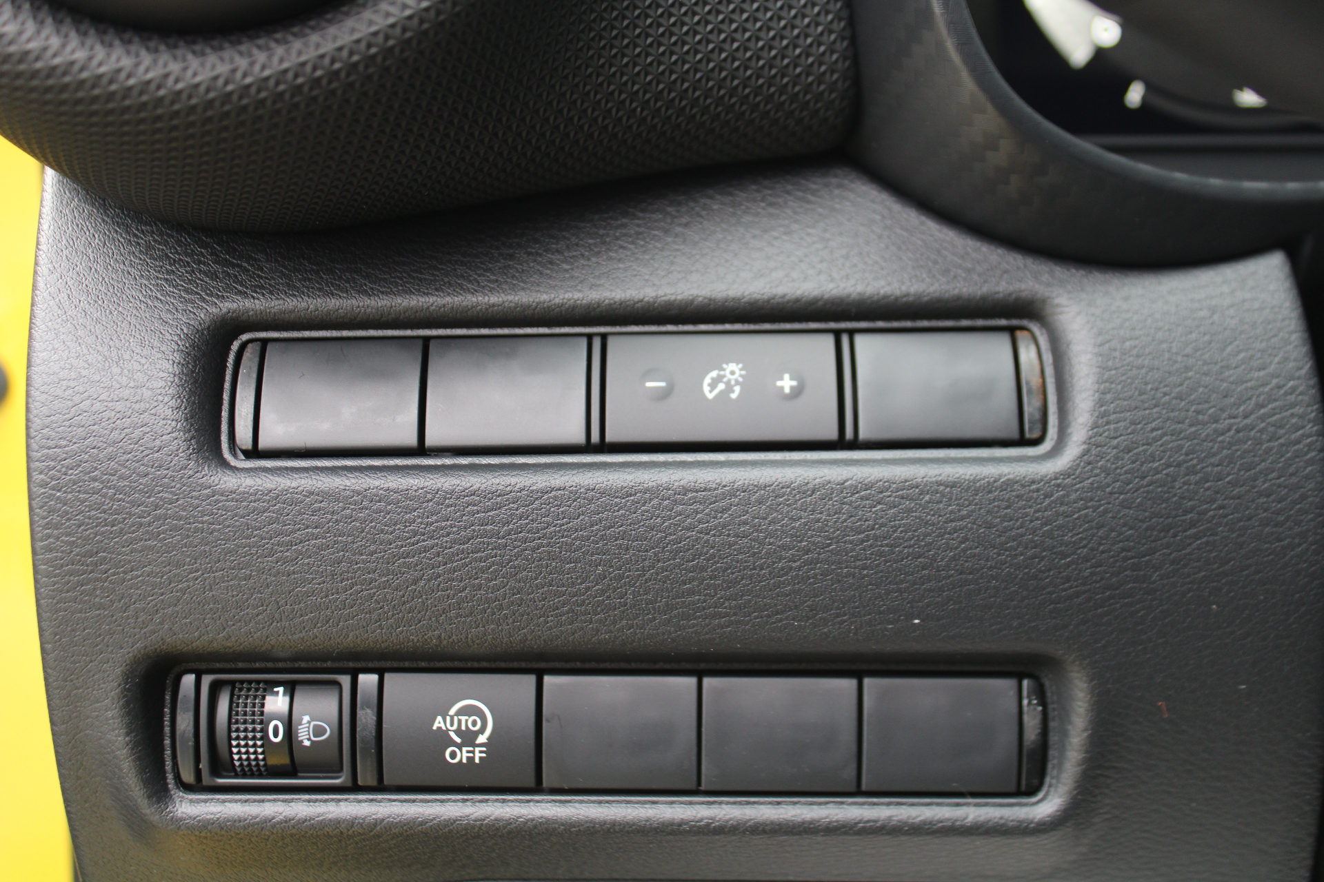 Nissan Juke DIG-T 145 HEV N-Connecta