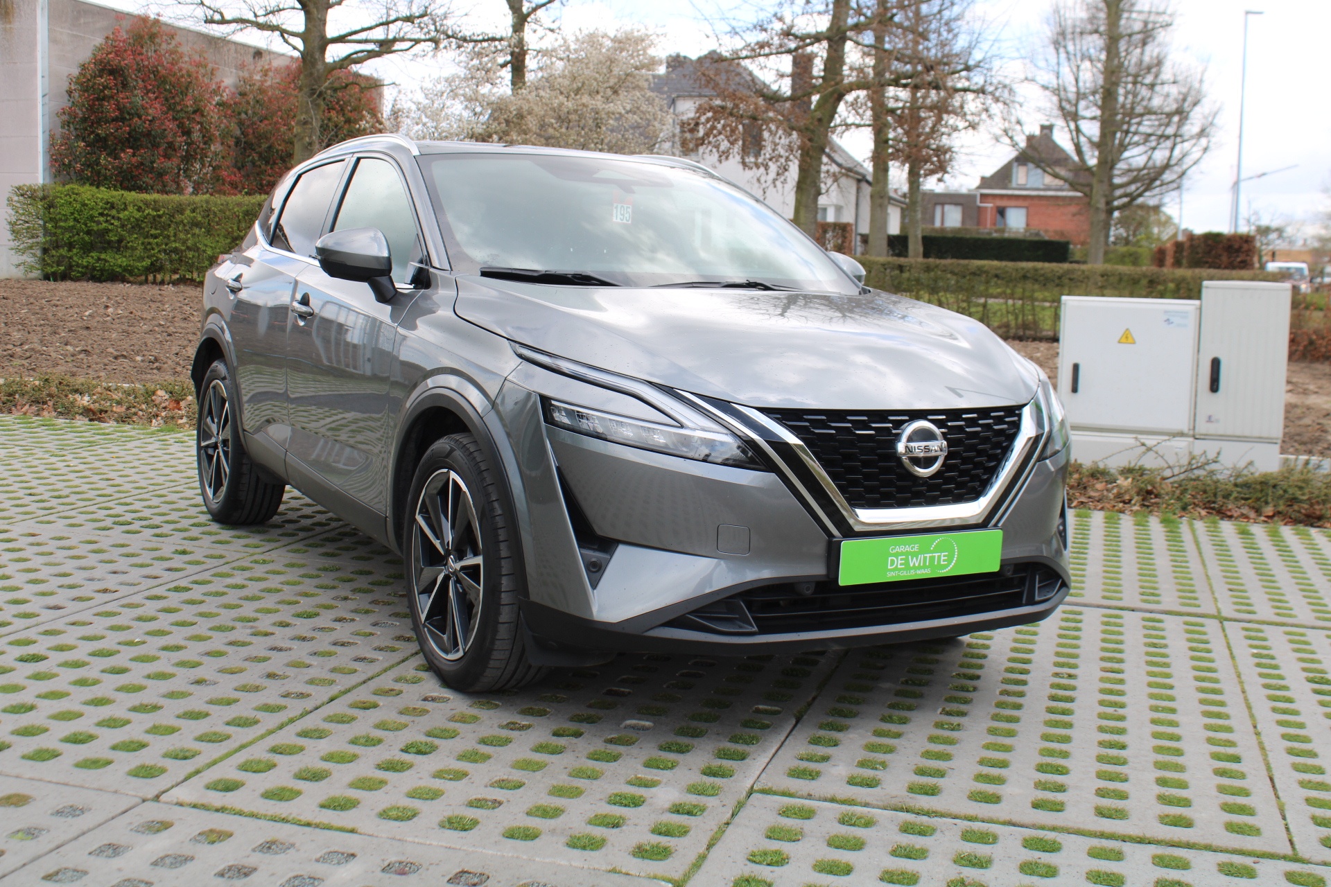 Nissan QASHQAI Tekna 140 pk + Glass Roof