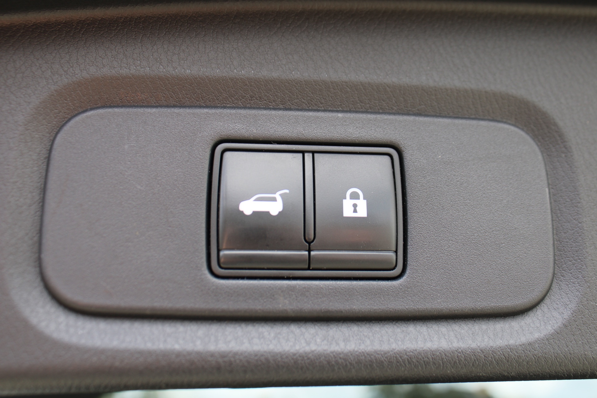 Nissan QASHQAI Tekna 140 pk + Glass Roof