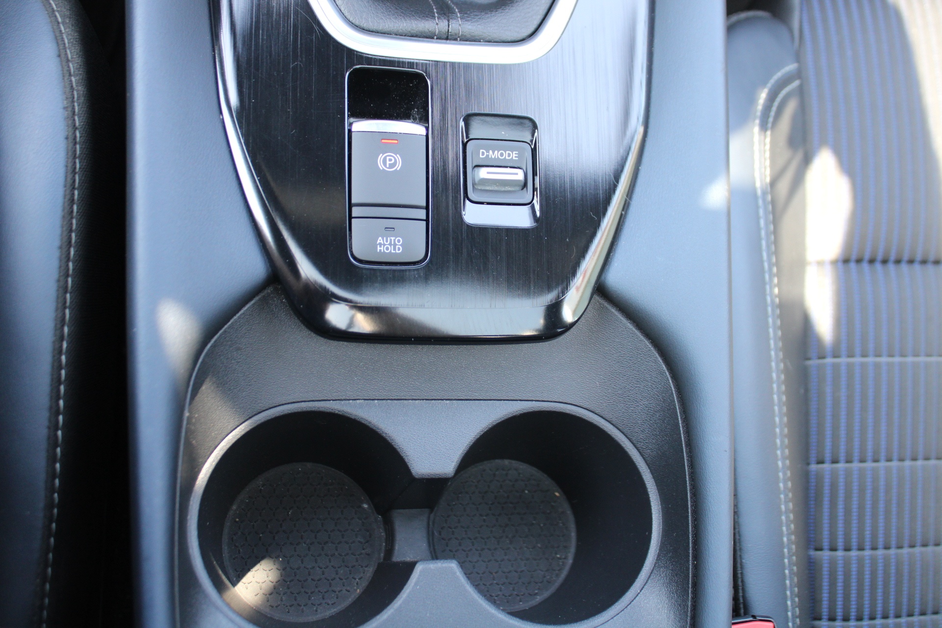 Nissan QASHQAI Tekna 140 pk + Glass Roof