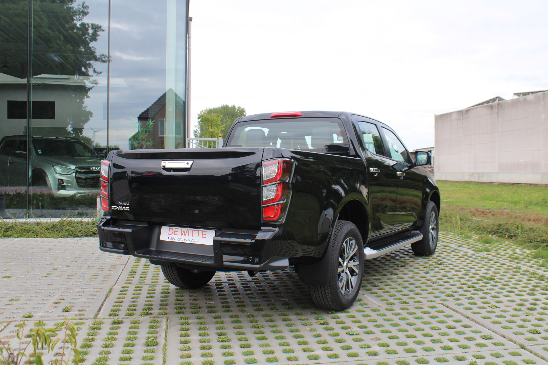 Isuzu D-Max 2.2d Double Cab LSX + Diff. Lock