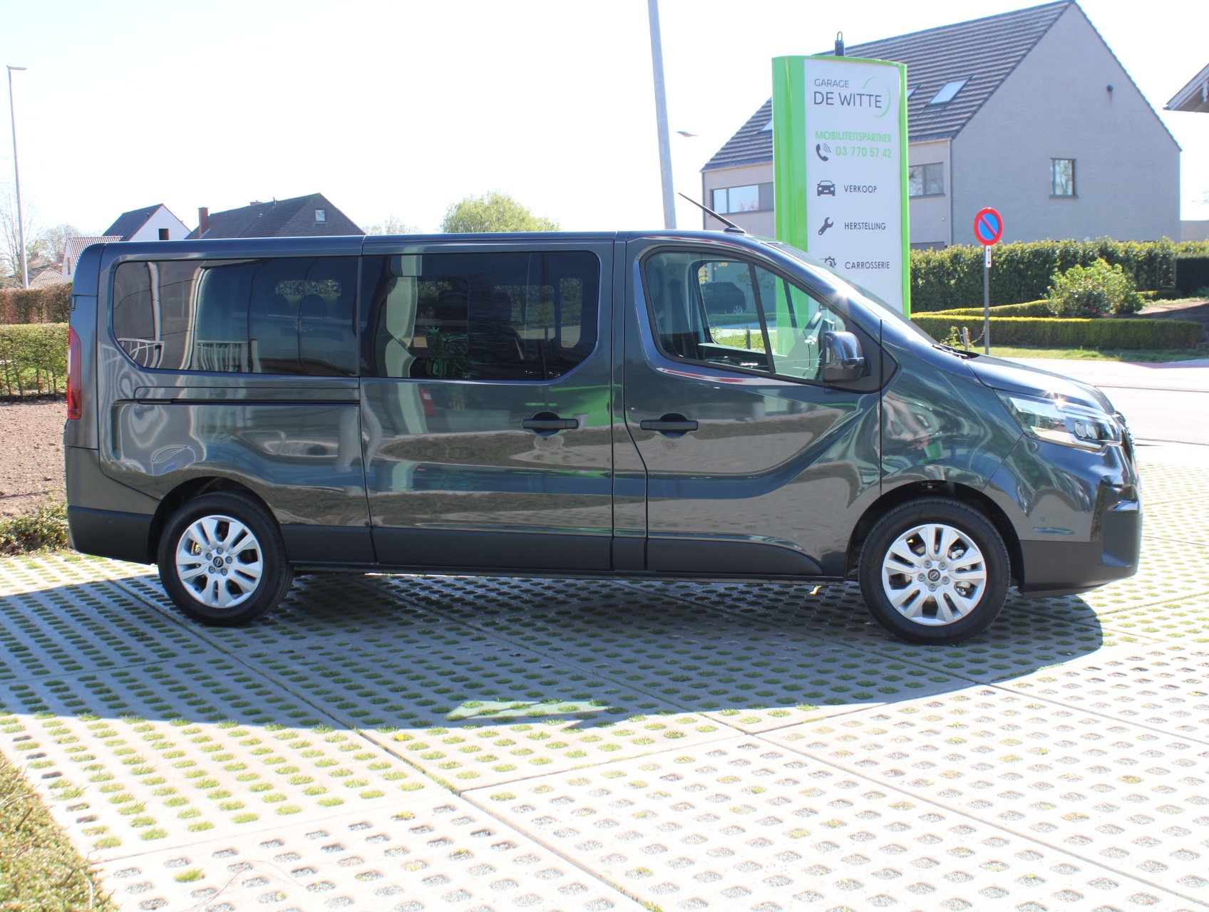 Nissan Primastar Combi L2H1 150pk DCT Tekna + Trekhaak