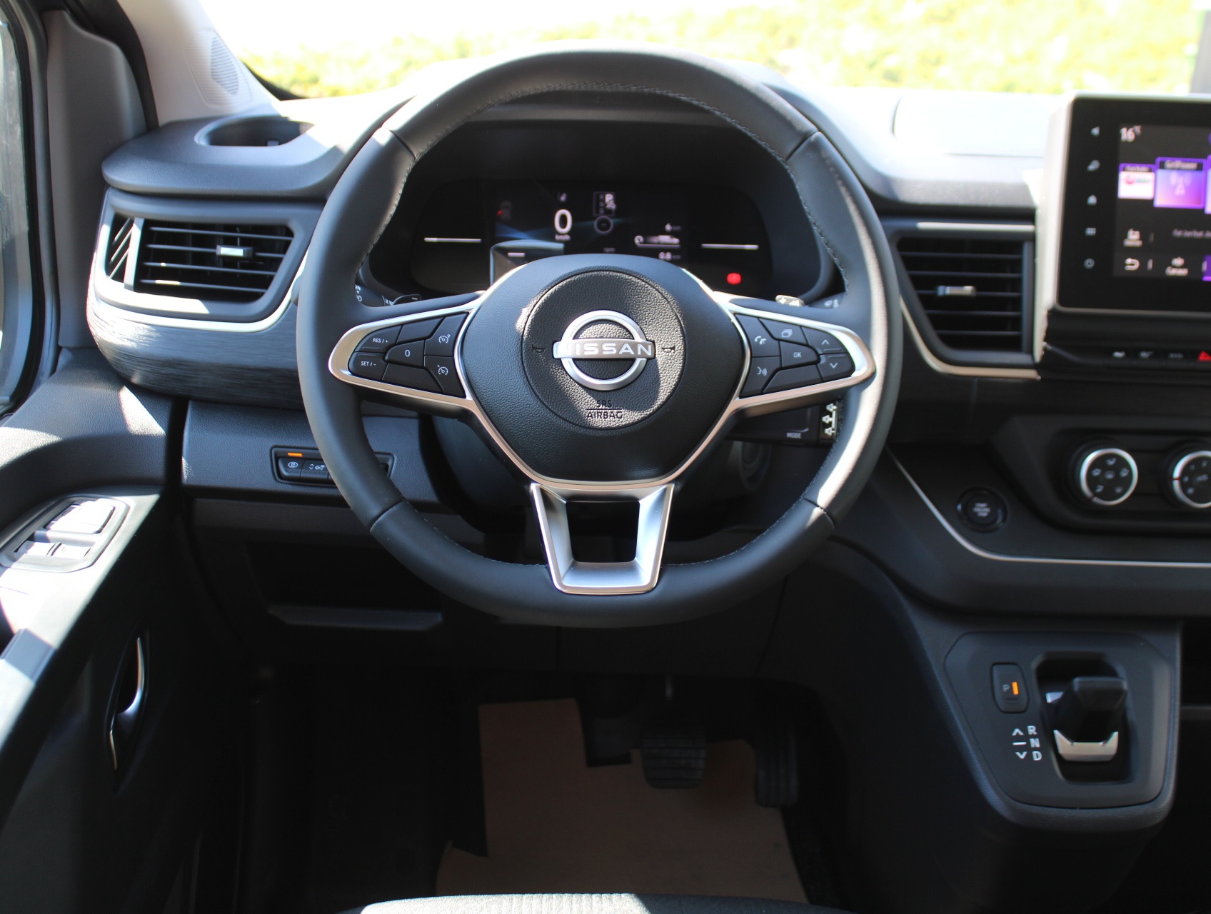 Nissan Primastar Combi L2H1 150pk DCT Tekna + Trekhaak