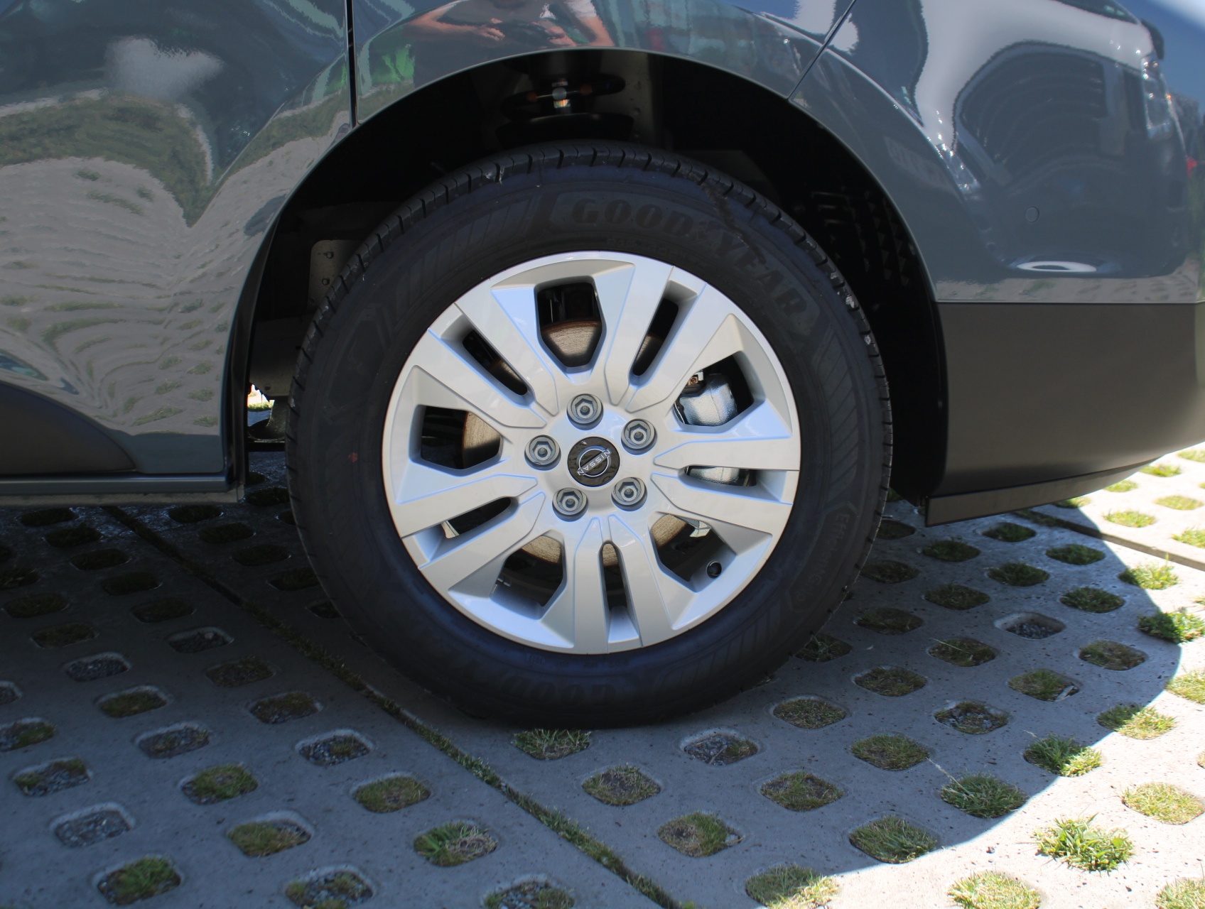 Nissan Primastar Dubbele Cabine L1H1 150pk MT Tekna