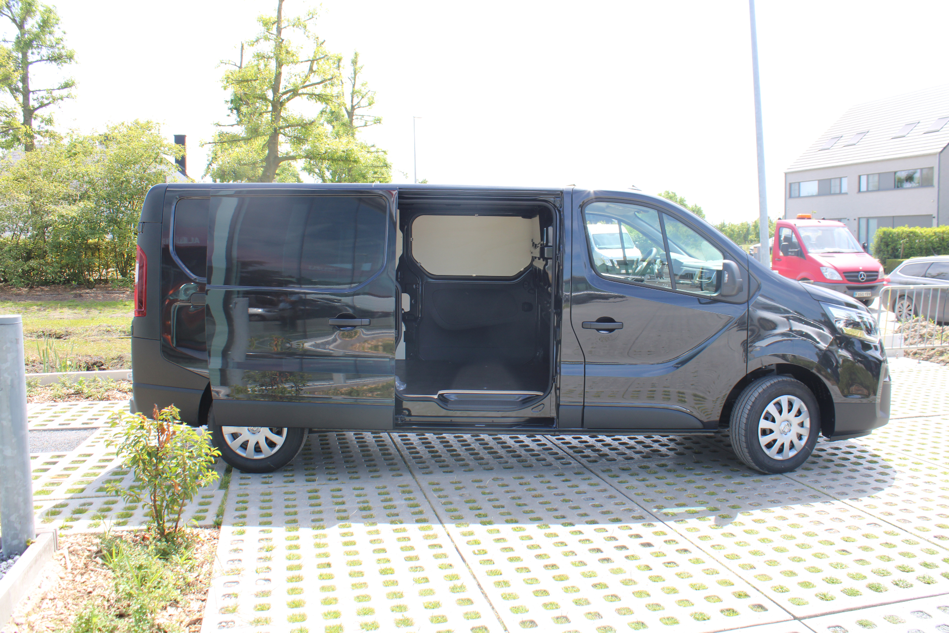 Nissan Primastar Van L1H1 150pk DCT N-Connecta + Cargo Pack