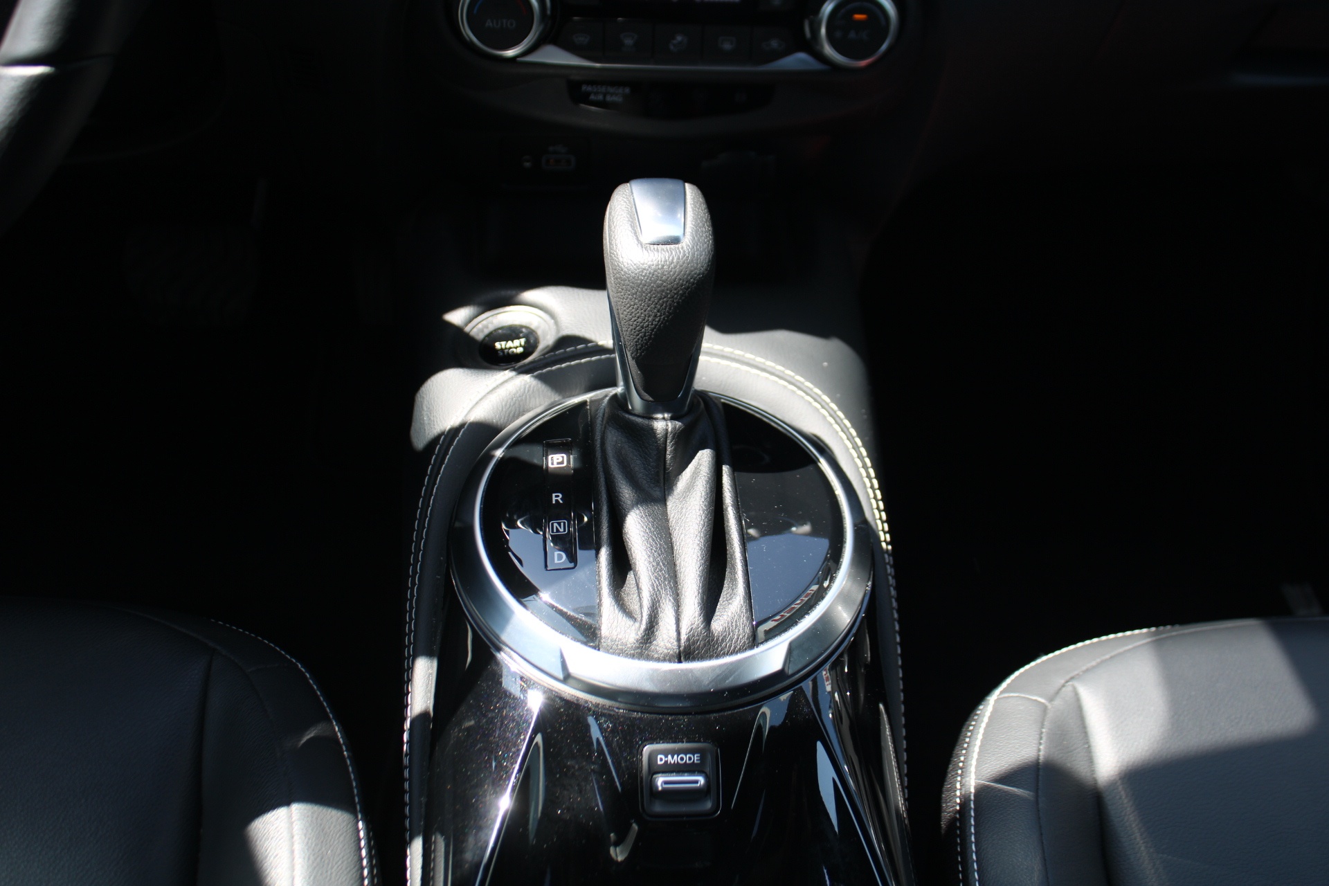 Nissan Juke HEV Premiere Edition + Cold Pack