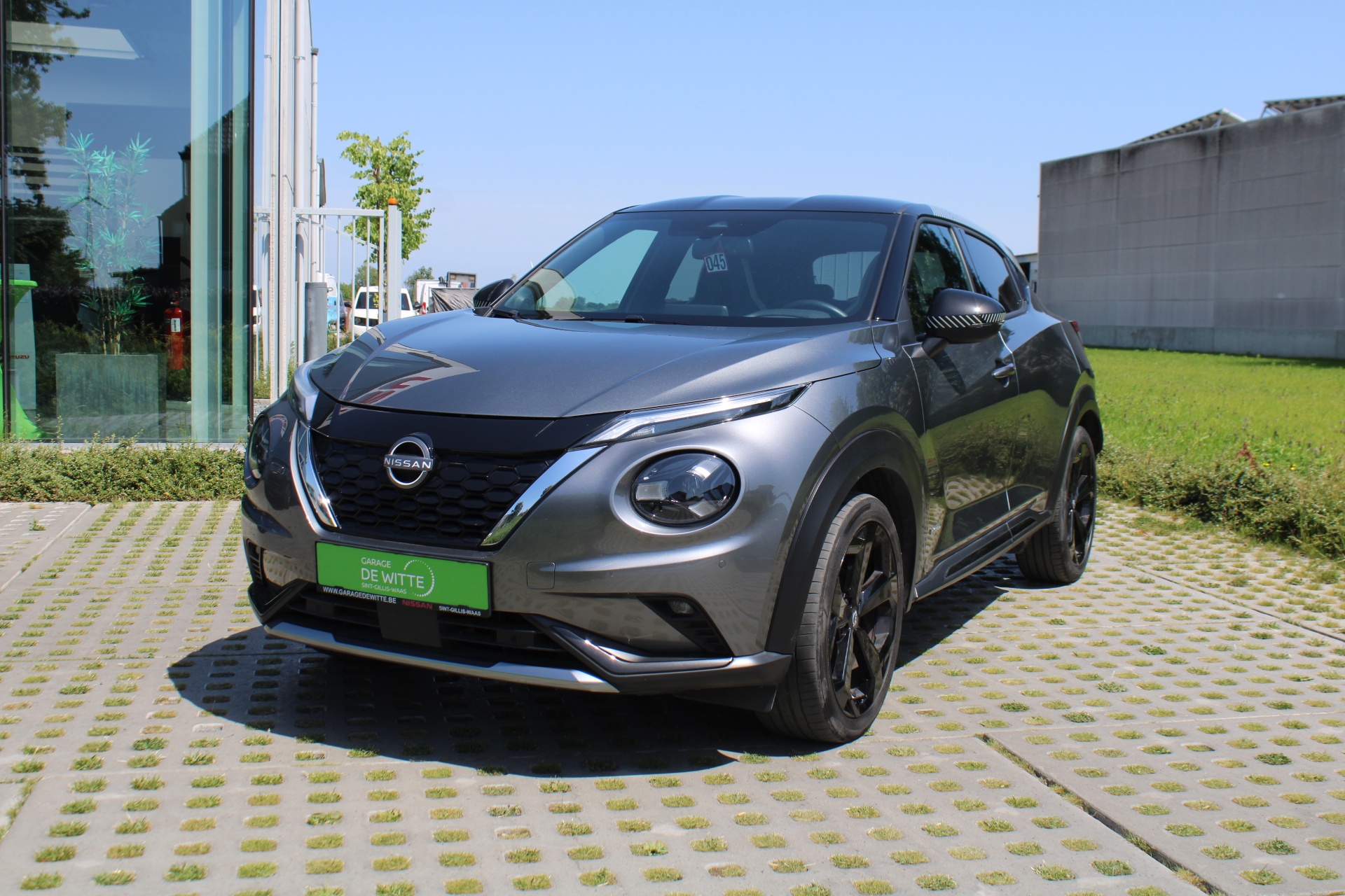 Nissan Juke HEV Premiere Edition + Cold Pack